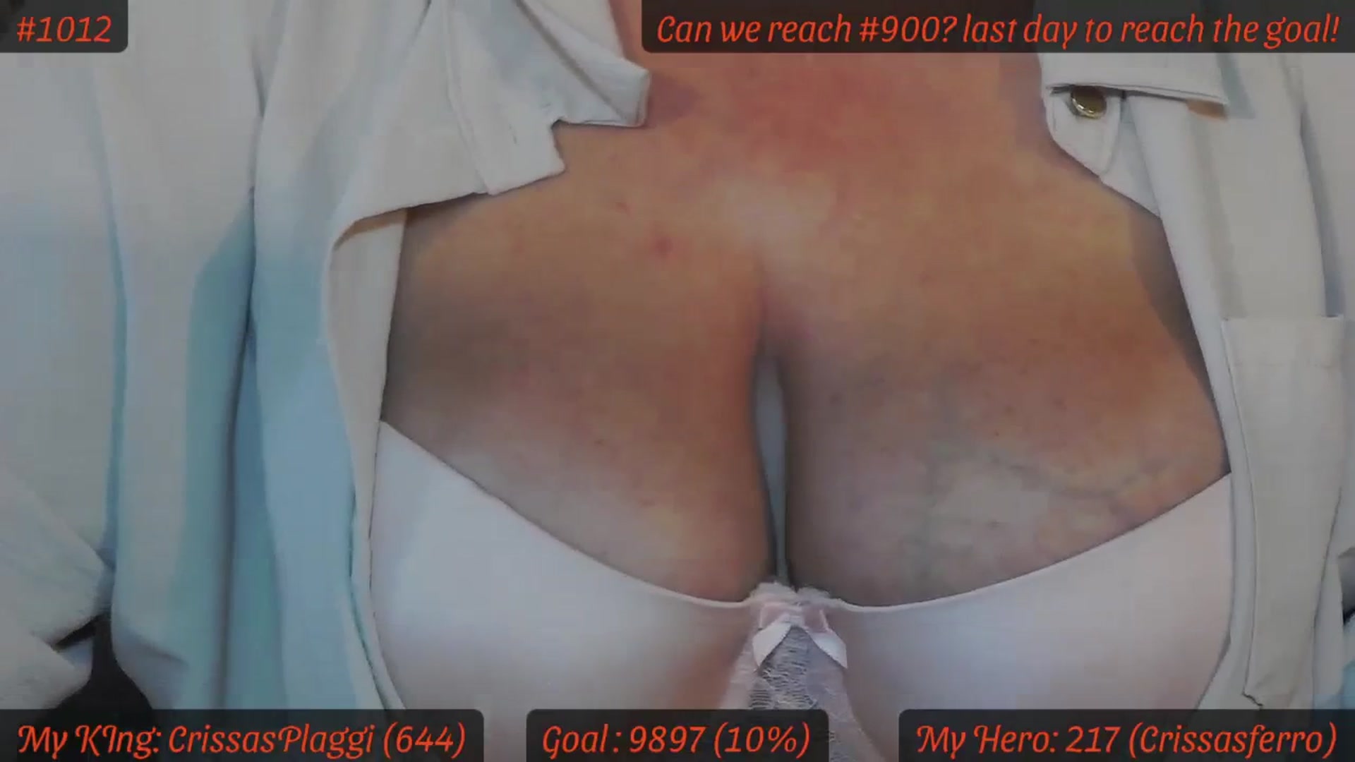 Gallery image thumbnail from SensualCrissa's myfreecams stream on, 10/30/2023, 12:28 image 5 of 20
