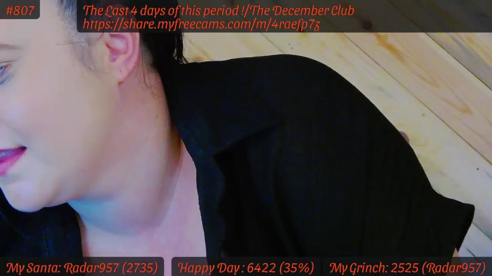Gallery image thumbnail from SensualCrissa's myfreecams stream on, 12/11/2023, 11:55 image 19 of 20