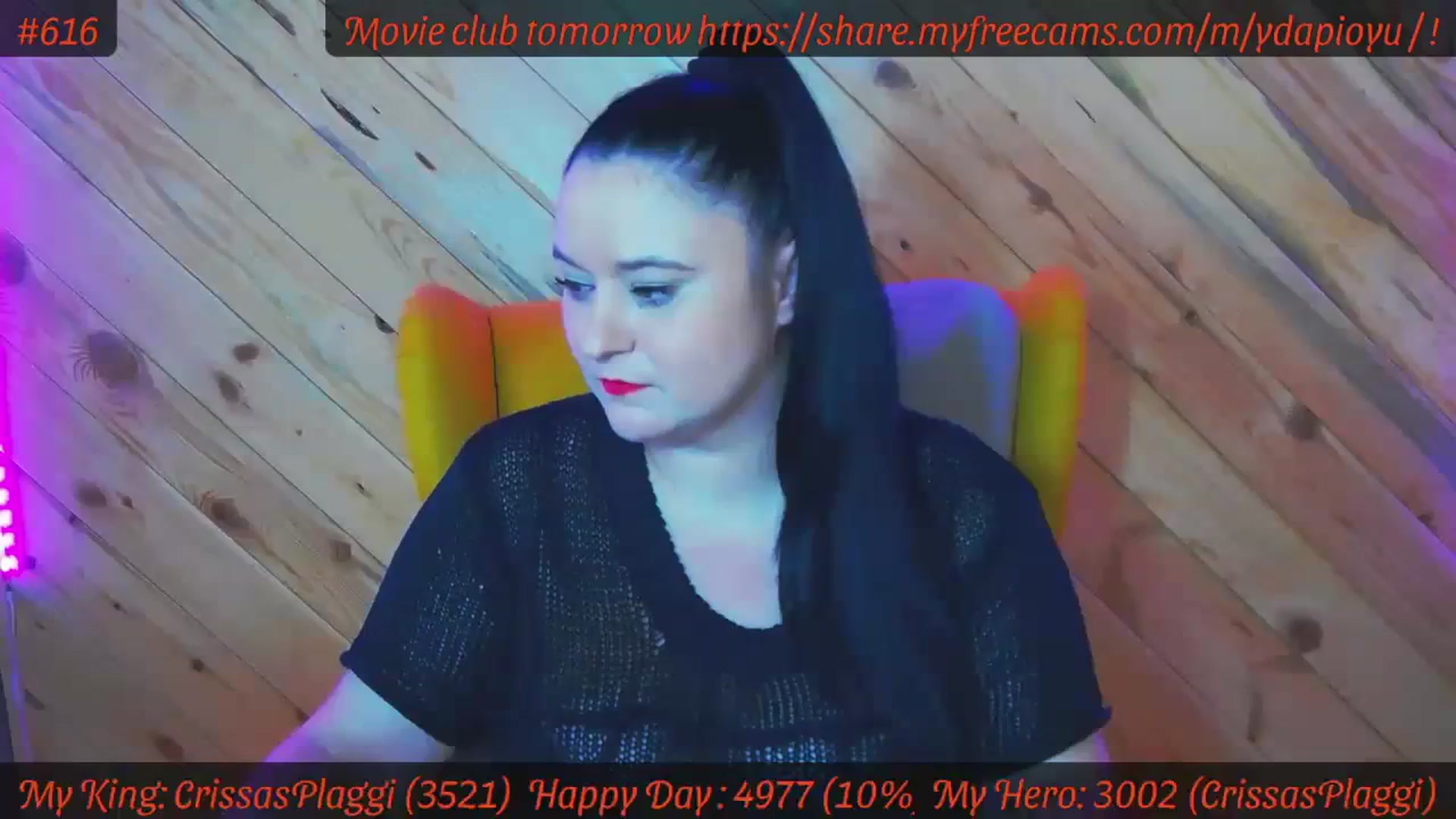 Gallery image thumbnail from SensualCrissa's myfreecams stream on, 02/09/2024, 12:24 image 18 of 20