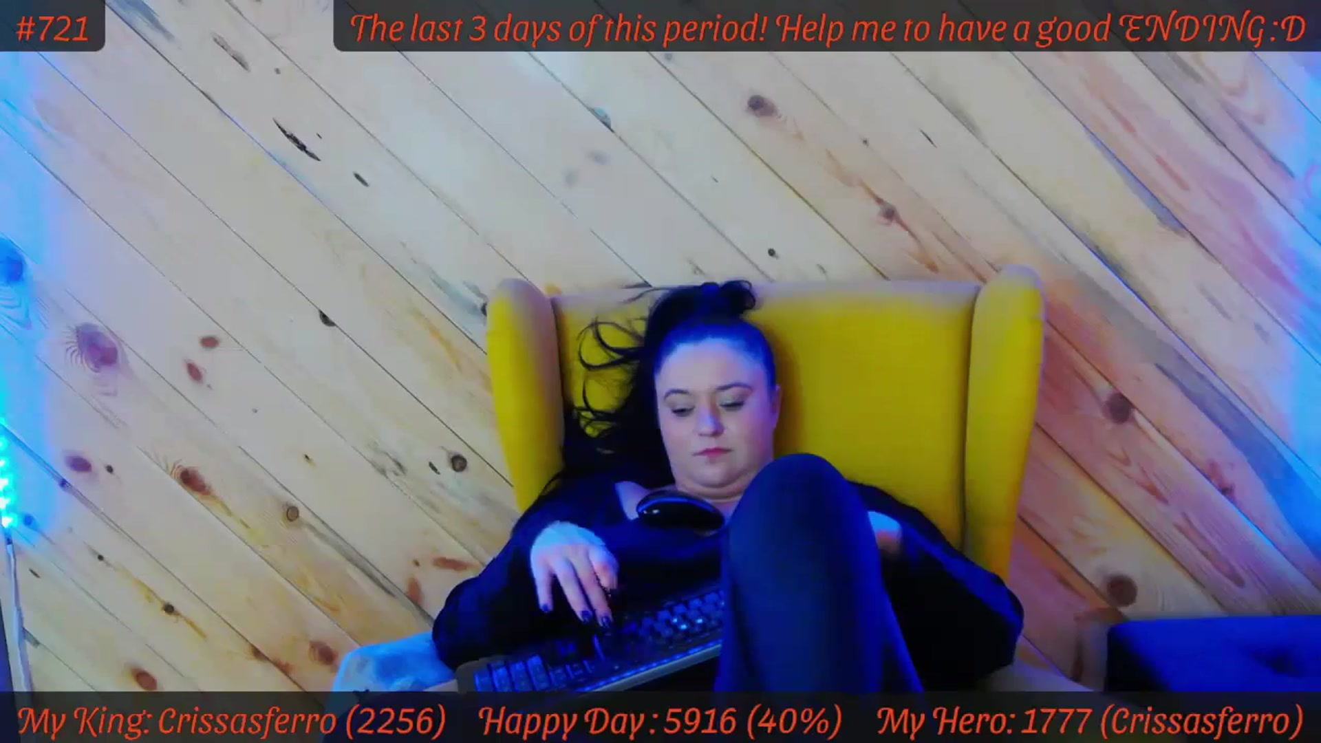 Gallery image thumbnail from SensualCrissa's myfreecams stream on, 02/27/2024, 13:05 image 13 of 20