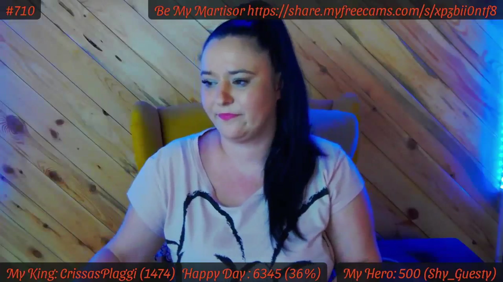 Gallery image thumbnail from SensualCrissa's myfreecams stream on, 02/28/2024, 13:10 image 14 of 20