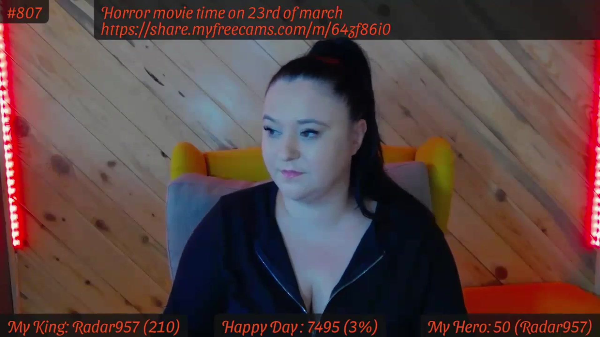 Gallery image thumbnail from SensualCrissa's myfreecams stream on, 03/21/2024, 07:37 image 8 of 20