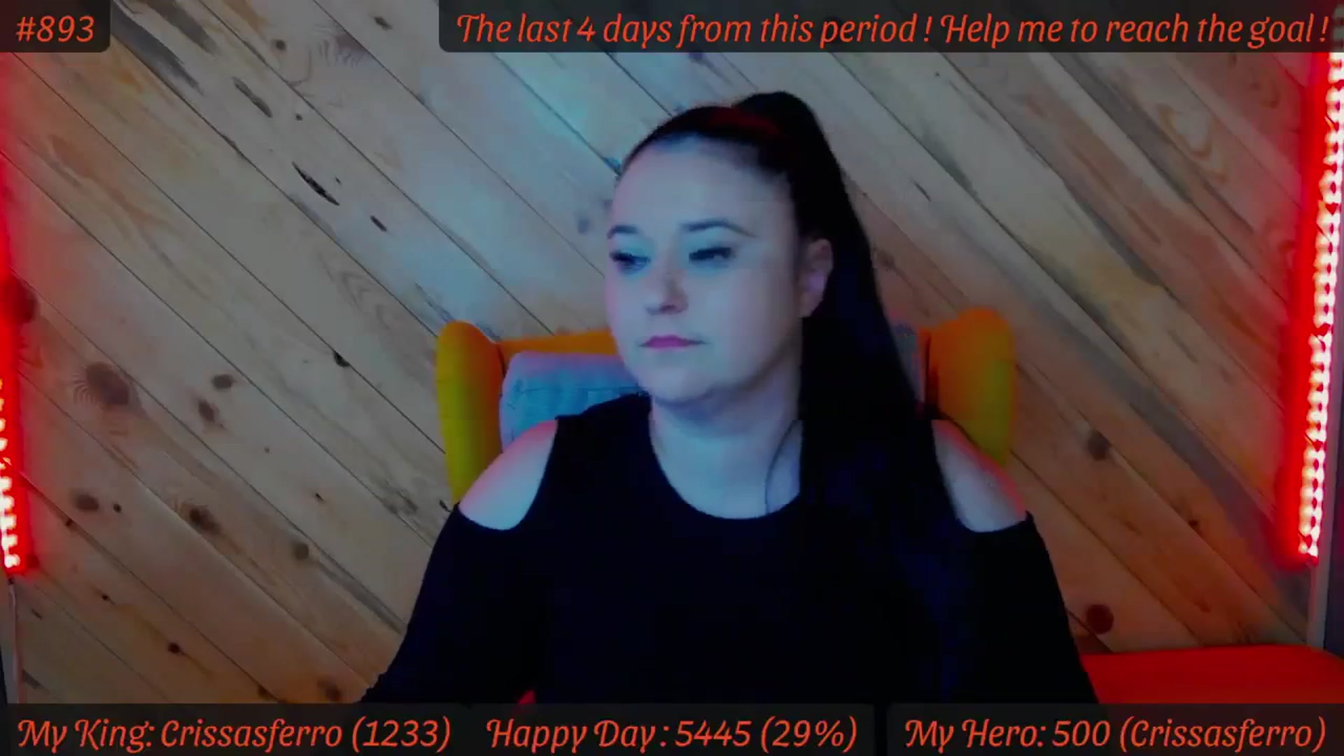 Gallery image thumbnail from SensualCrissa's myfreecams stream on, 03/27/2024, 12:13 image 17 of 20