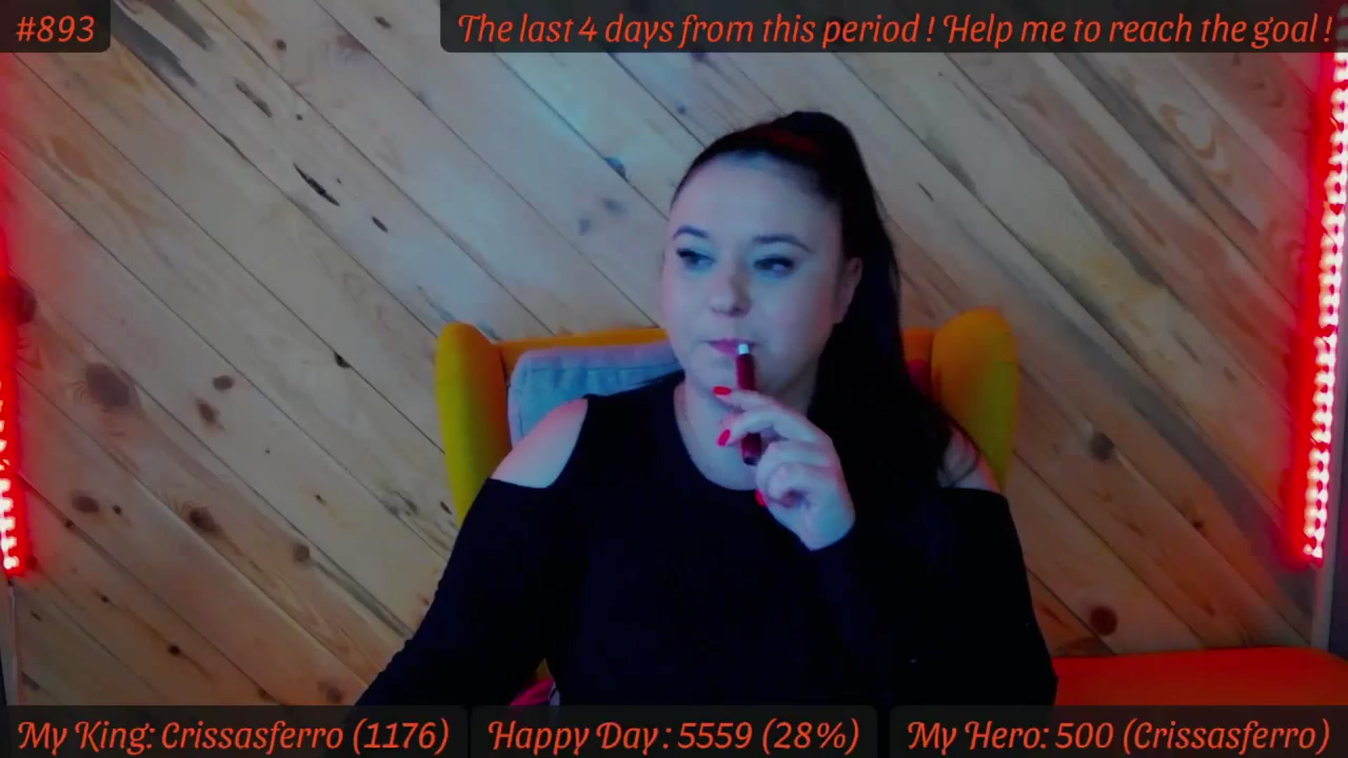 Gallery image thumbnail from SensualCrissa's myfreecams stream on, 03/27/2024, 12:13 image 7 of 20