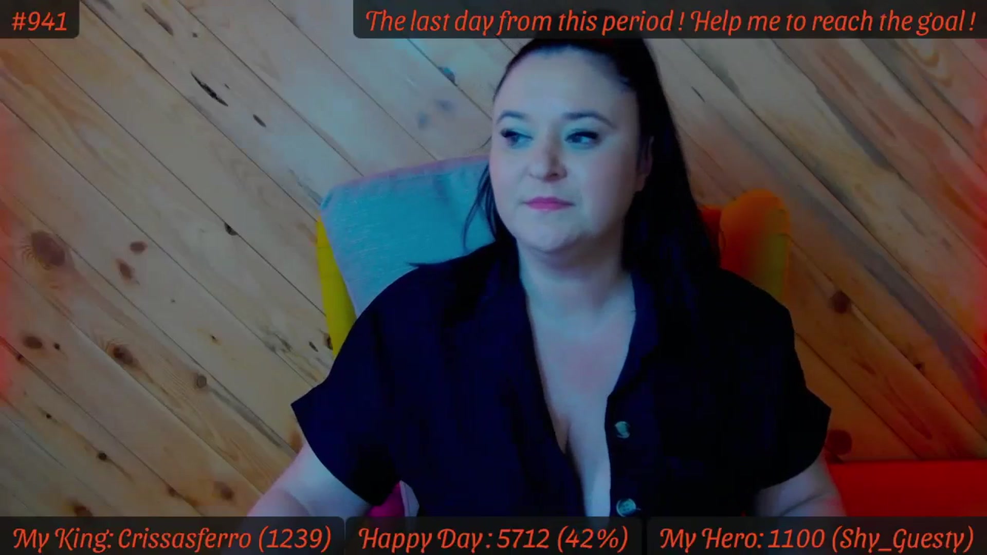 Gallery image thumbnail from SensualCrissa's myfreecams stream on, 03/30/2024, 12:08 image 2 of 20