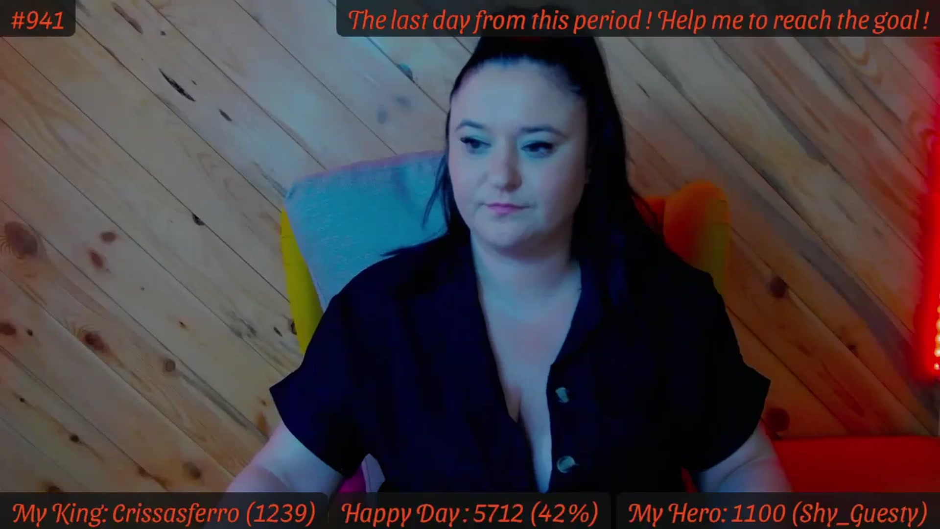 Gallery image thumbnail from SensualCrissa's myfreecams stream on, 03/30/2024, 12:08 image 3 of 20
