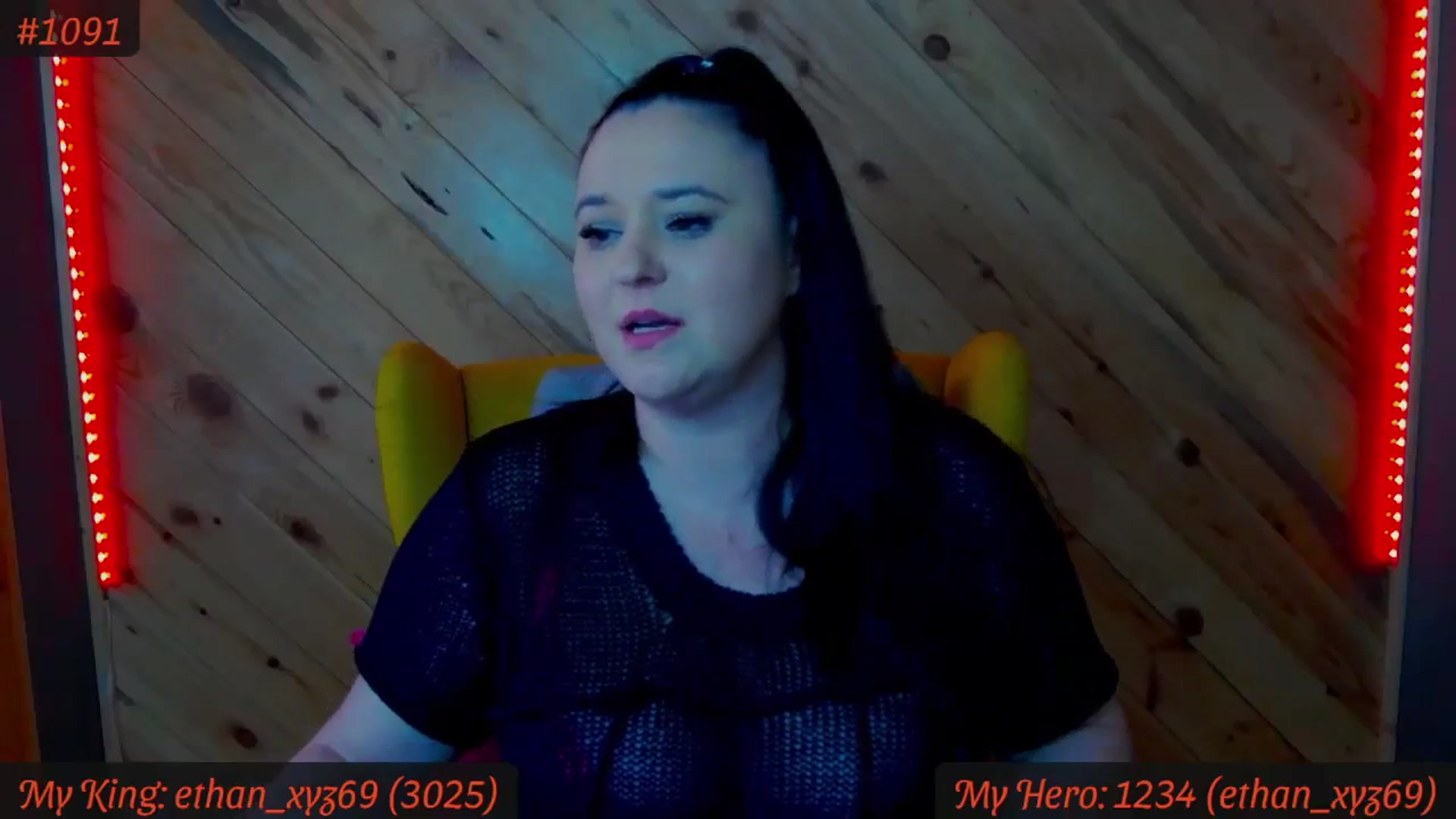Gallery image thumbnail from SensualCrissa's myfreecams stream on, 04/10/2024, 11:23 image 19 of 20