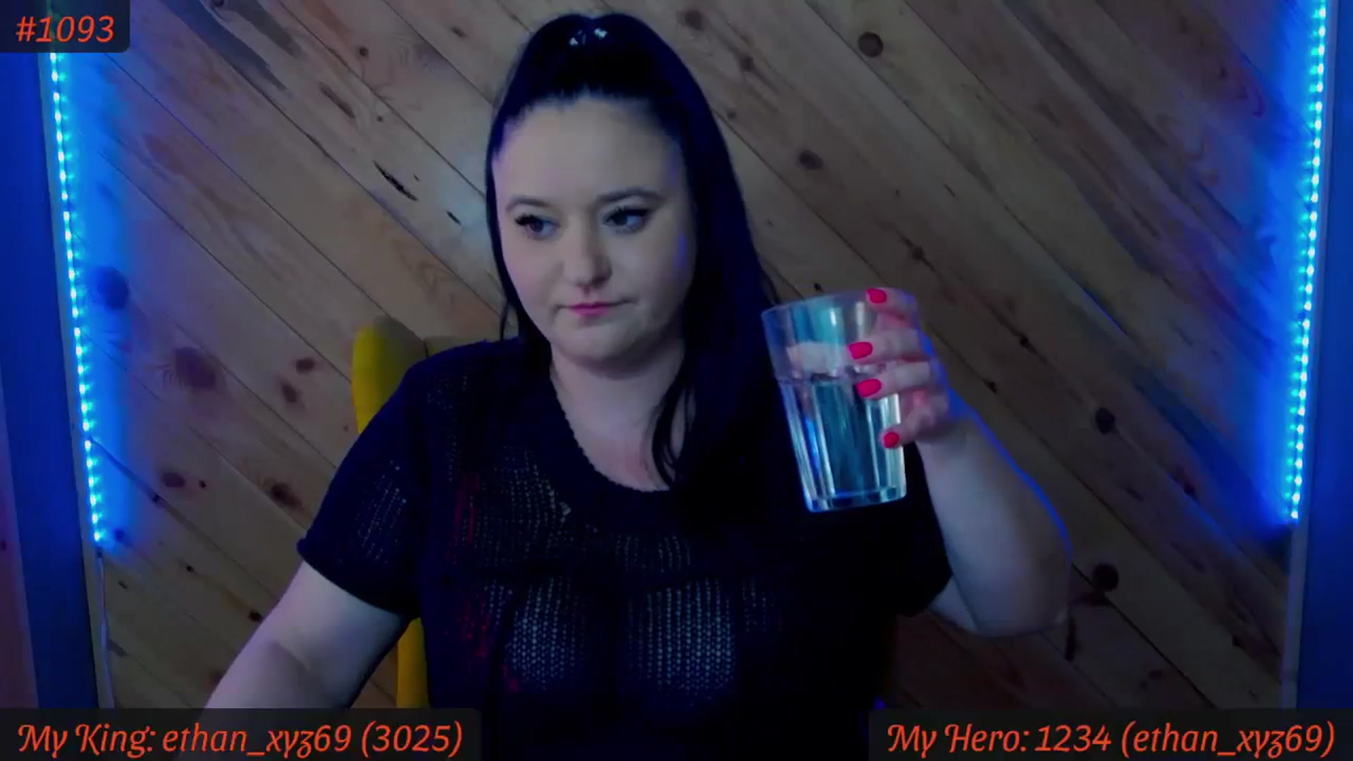Gallery image thumbnail from SensualCrissa's myfreecams stream on, 04/10/2024, 11:23 image 7 of 20