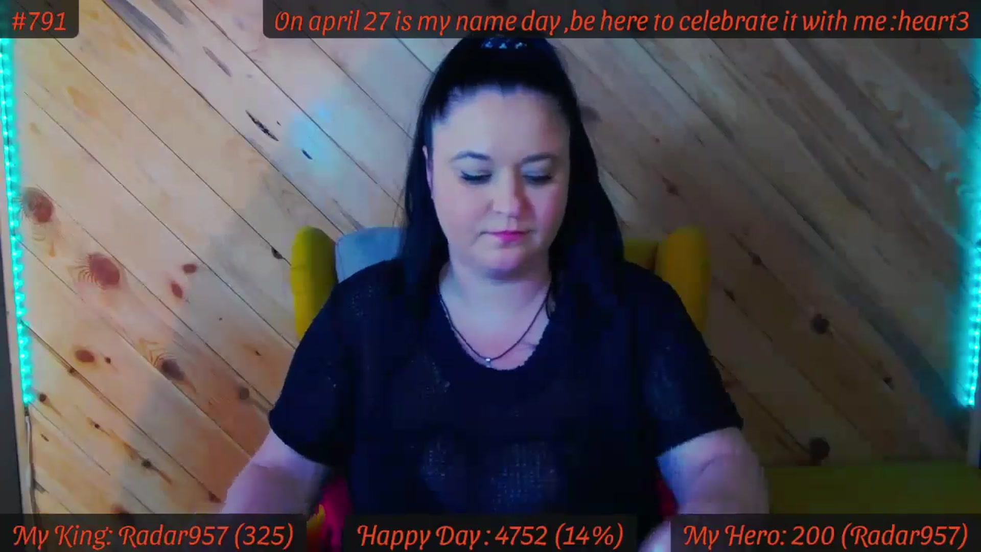 Gallery image thumbnail from SensualCrissa's myfreecams stream on, 04/19/2024, 12:07 image 12 of 20