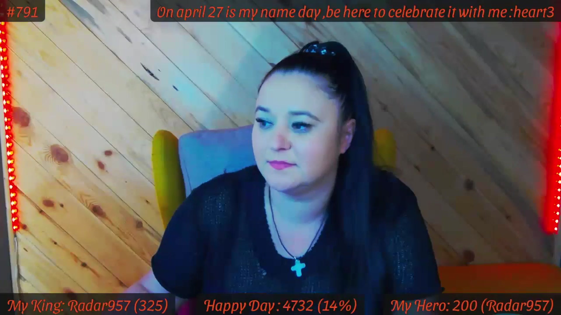 Gallery image thumbnail from SensualCrissa's myfreecams stream on, 04/19/2024, 12:07 image 17 of 20