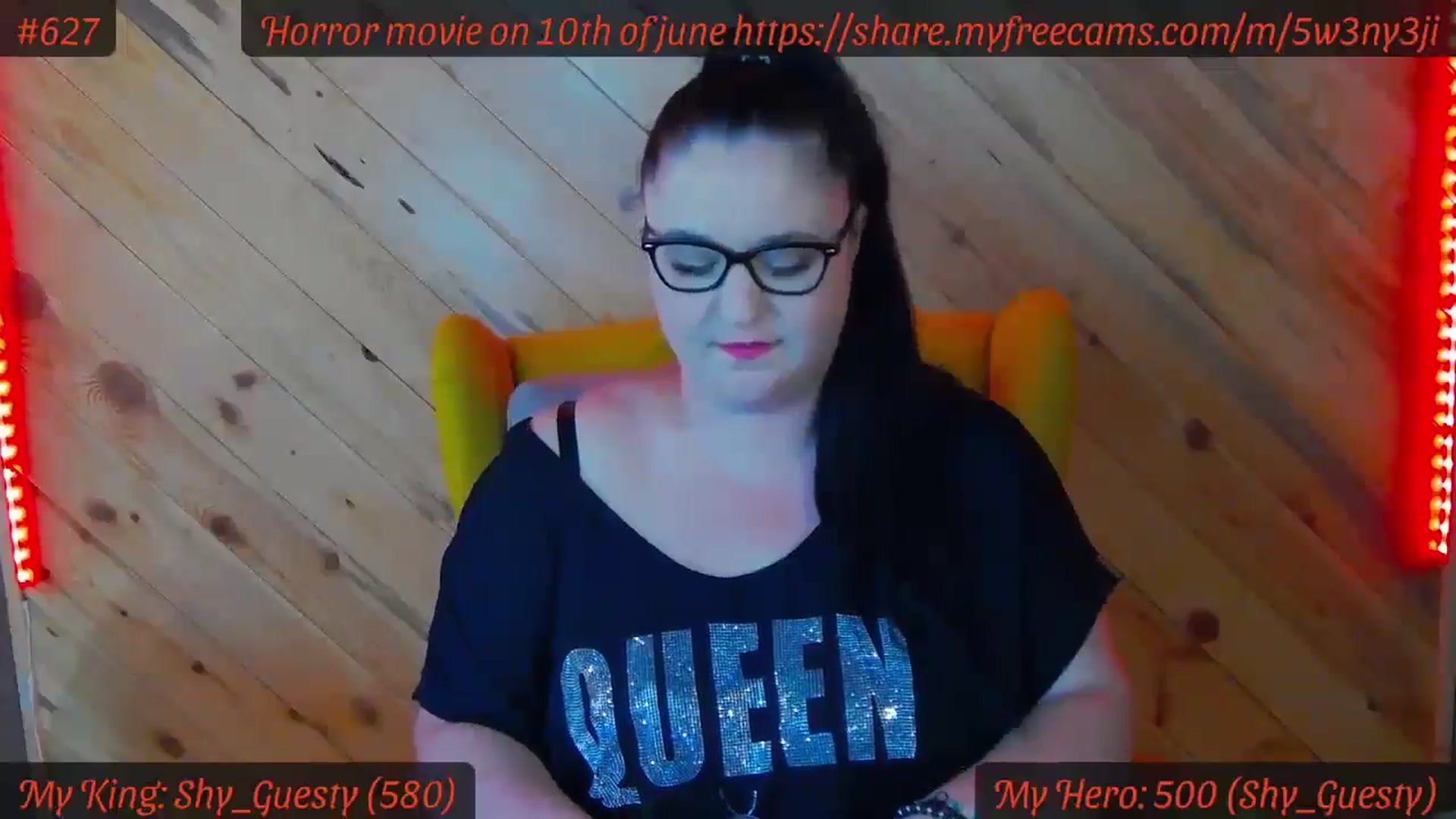 Gallery image thumbnail from SensualCrissa's myfreecams stream on, 06/06/2024, 10:33 image 19 of 20