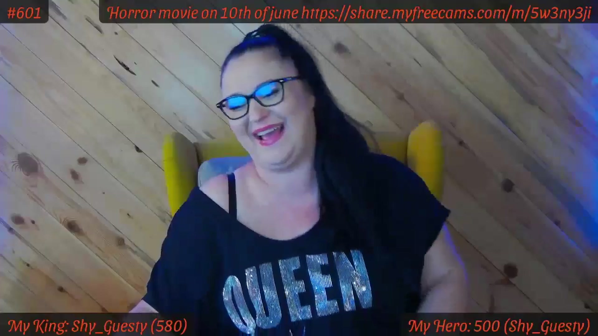 Gallery image thumbnail from SensualCrissa's myfreecams stream on, 06/06/2024, 12:09 image 8 of 20