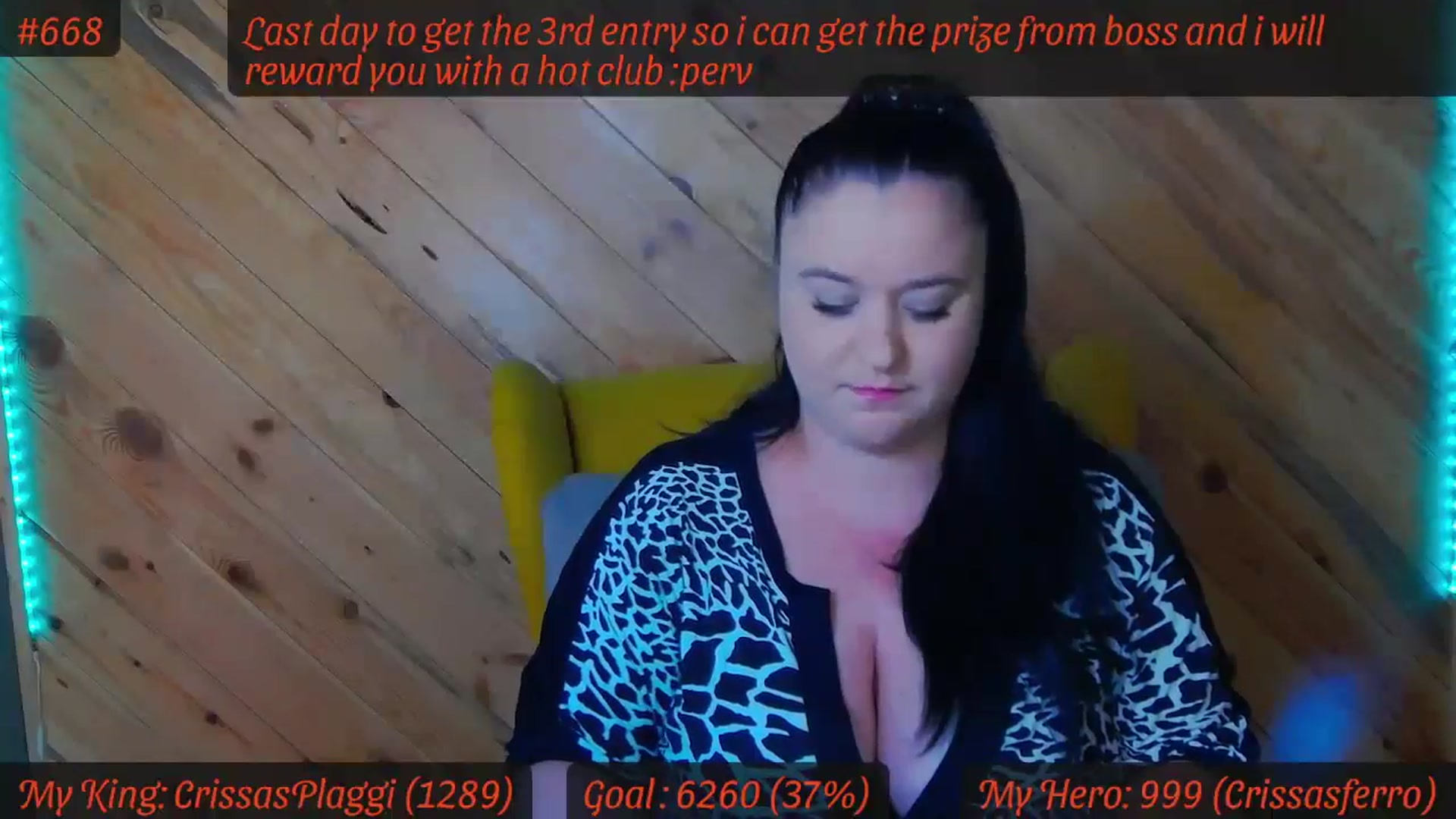 Gallery image thumbnail from SensualCrissa's myfreecams stream on, 06/14/2024, 11:53 image 13 of 20