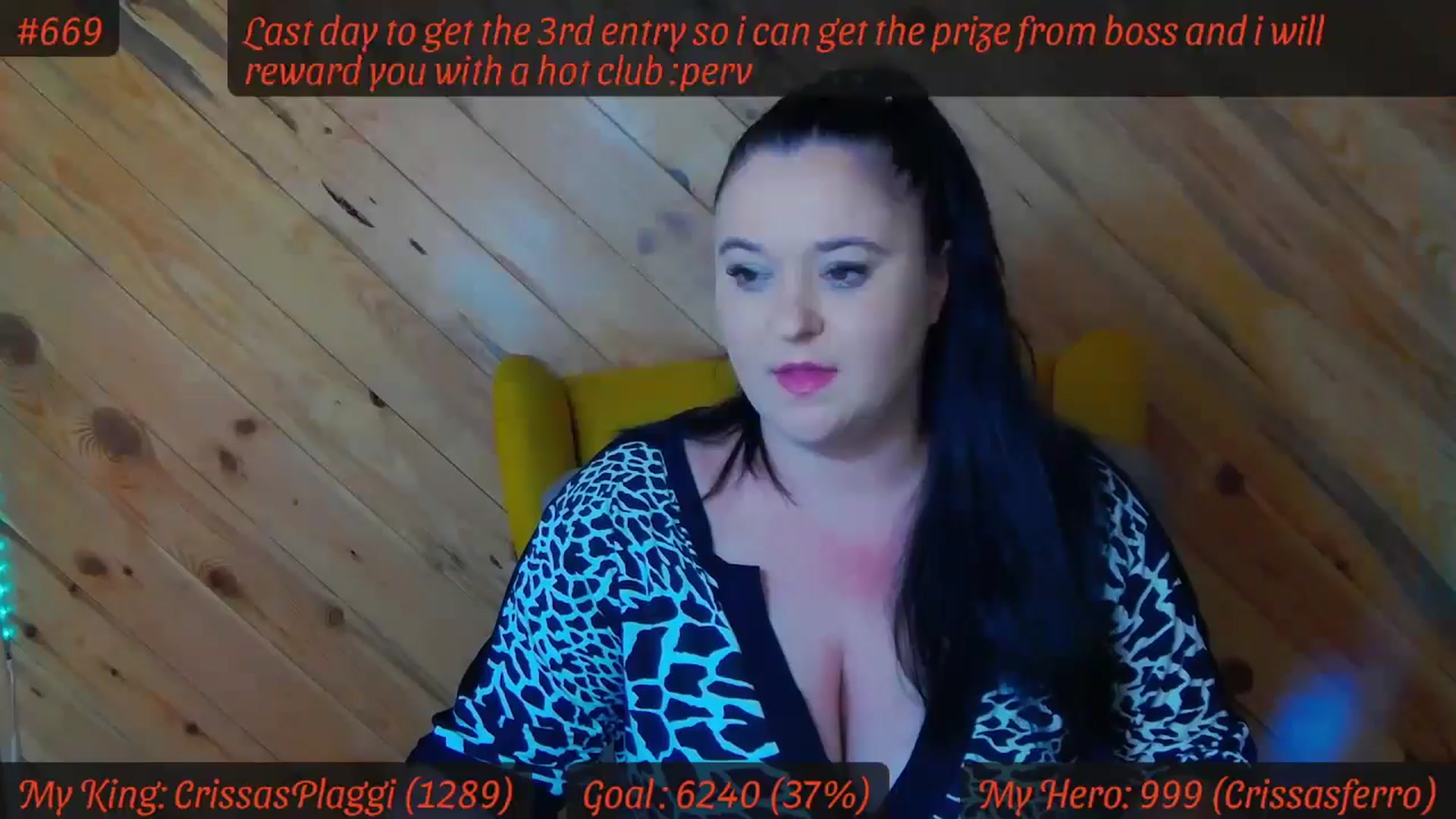 Gallery image thumbnail from SensualCrissa's myfreecams stream on, 06/14/2024, 11:53 image 17 of 20