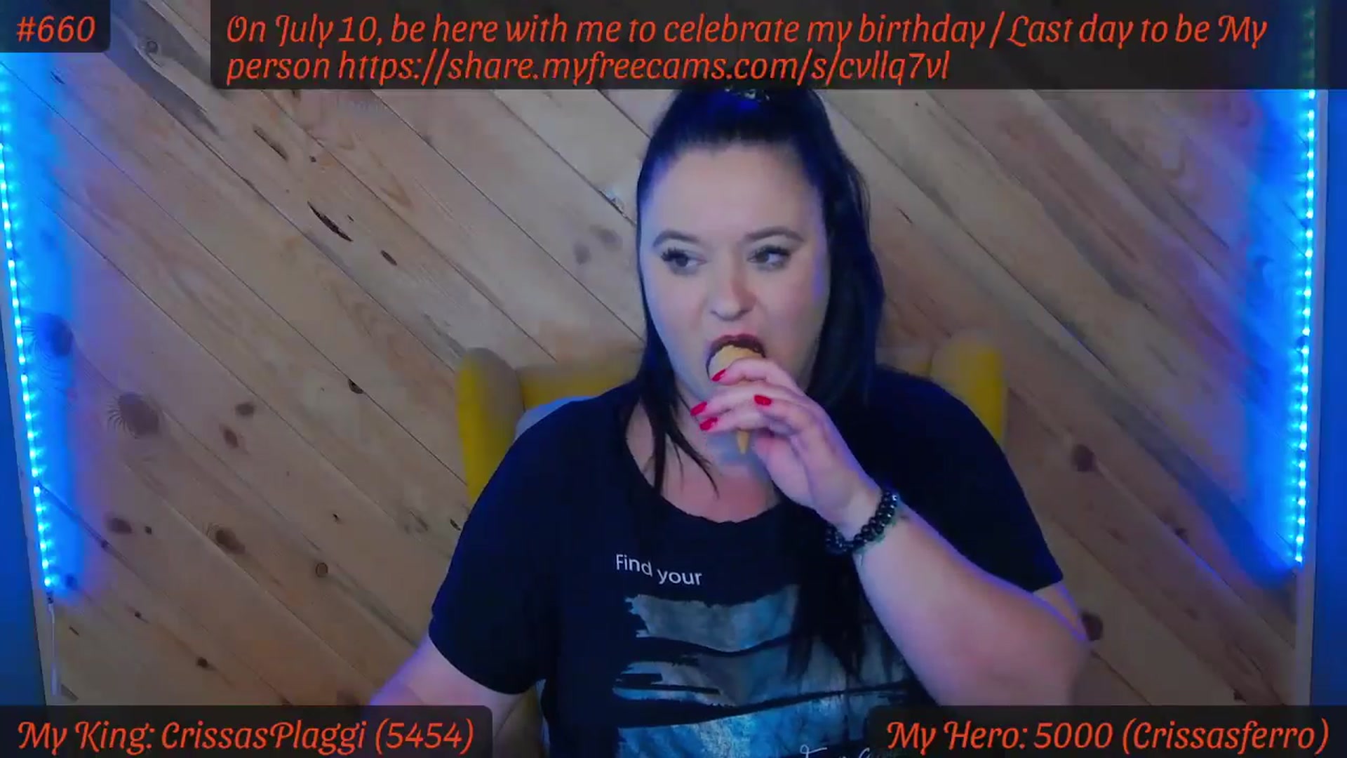Gallery image thumbnail from SensualCrissa's myfreecams stream on, 06/21/2024, 12:04 image 3 of 20