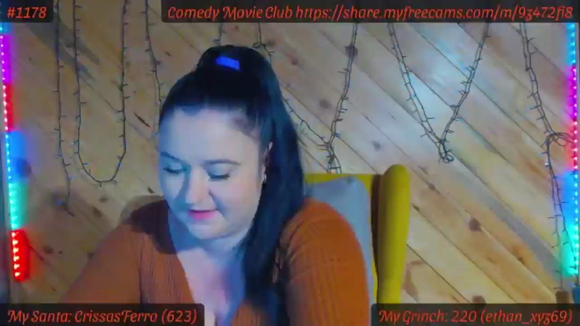 Gallery image thumbnail from SensualCrissa's myfreecams stream on, 12/10/2024, 11:26 image 1 of 20