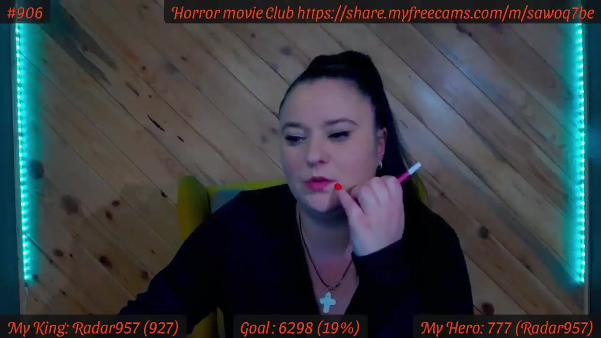 Gallery image thumbnail from SensualCrissa's myfreecams stream on, 02/03/2025, 12:27 image 18 of 20