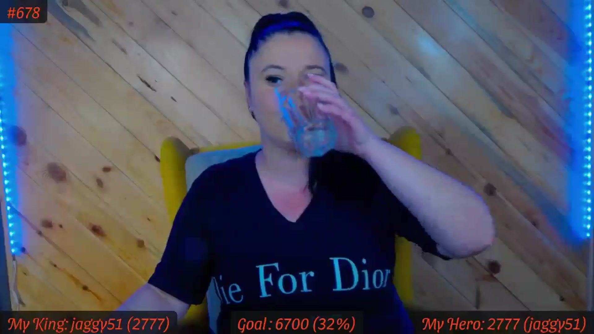 Gallery image thumbnail from SensualCrissa's myfreecams stream on, 05/16/2025, 12:20 image 8 of 20