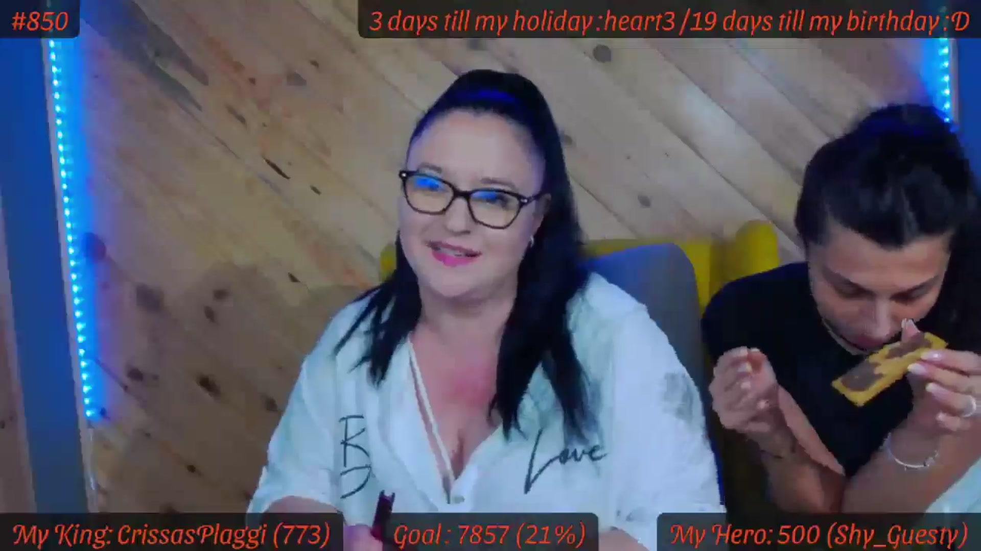 Gallery image thumbnail from SensualCrissa's myfreecams stream on, 06/19/2025, 12:06 image 12 of 20