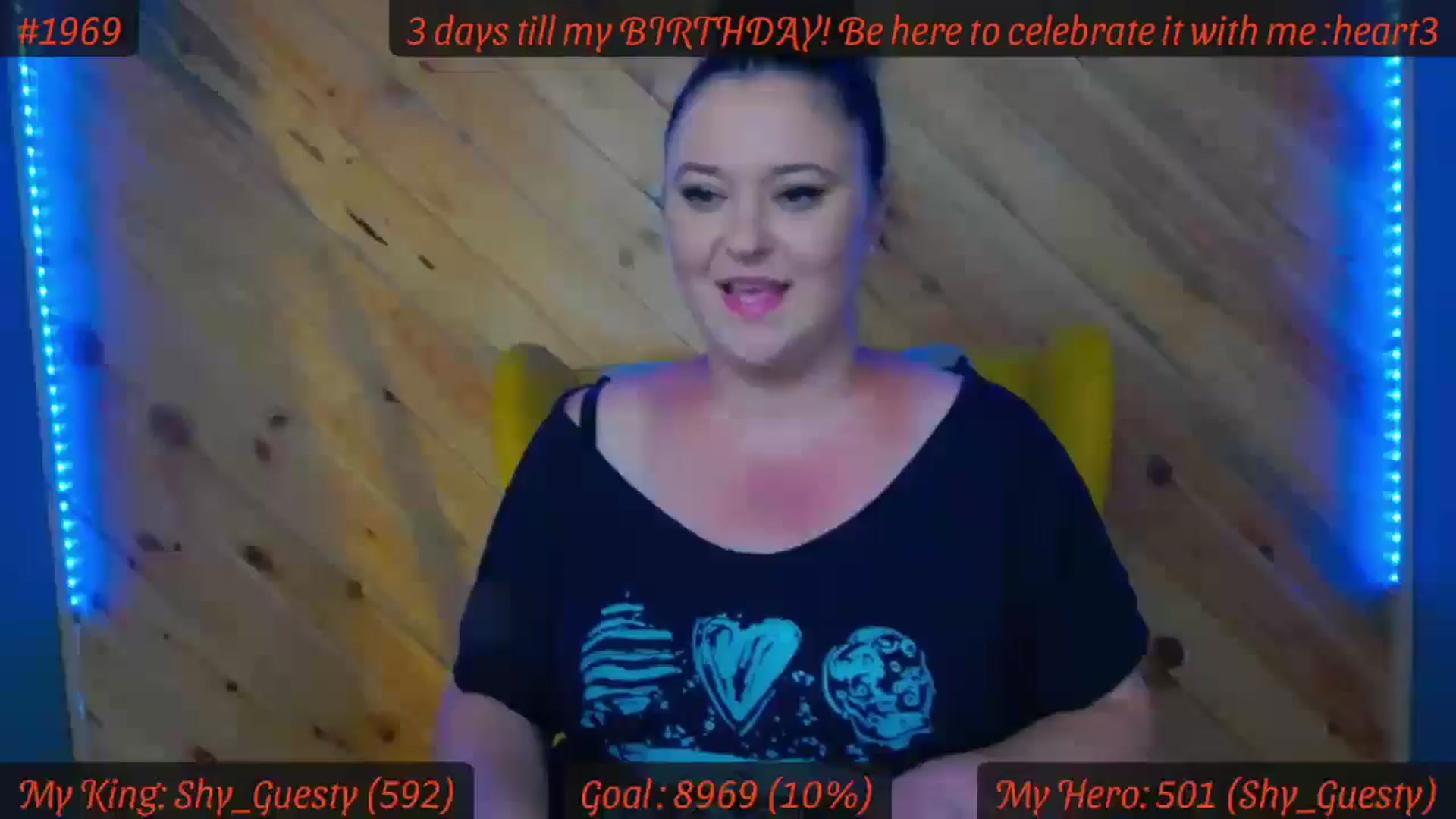 Gallery image thumbnail from SensualCrissa's myfreecams stream on, 07/04/2025, 10:39 image 1 of 20