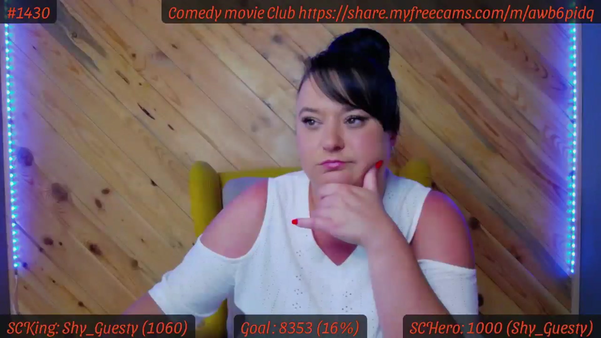 Gallery image thumbnail from SensualCrissa's myfreecams stream on, 08/25/2025, 12:09 image 3 of 20