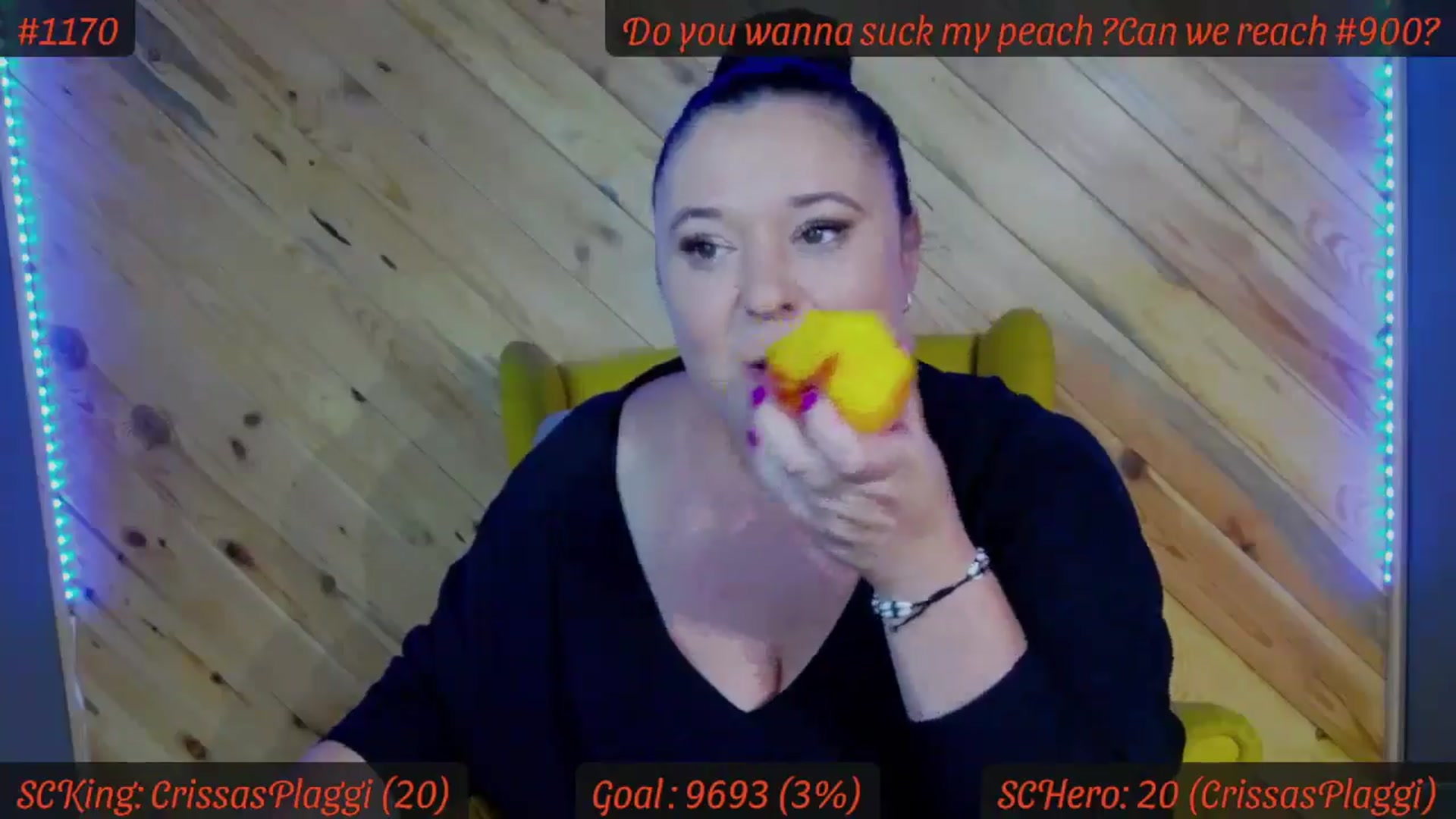Gallery image thumbnail from SensualCrissa's myfreecams stream on, 09/26/2025, 15:03 image 15 of 20