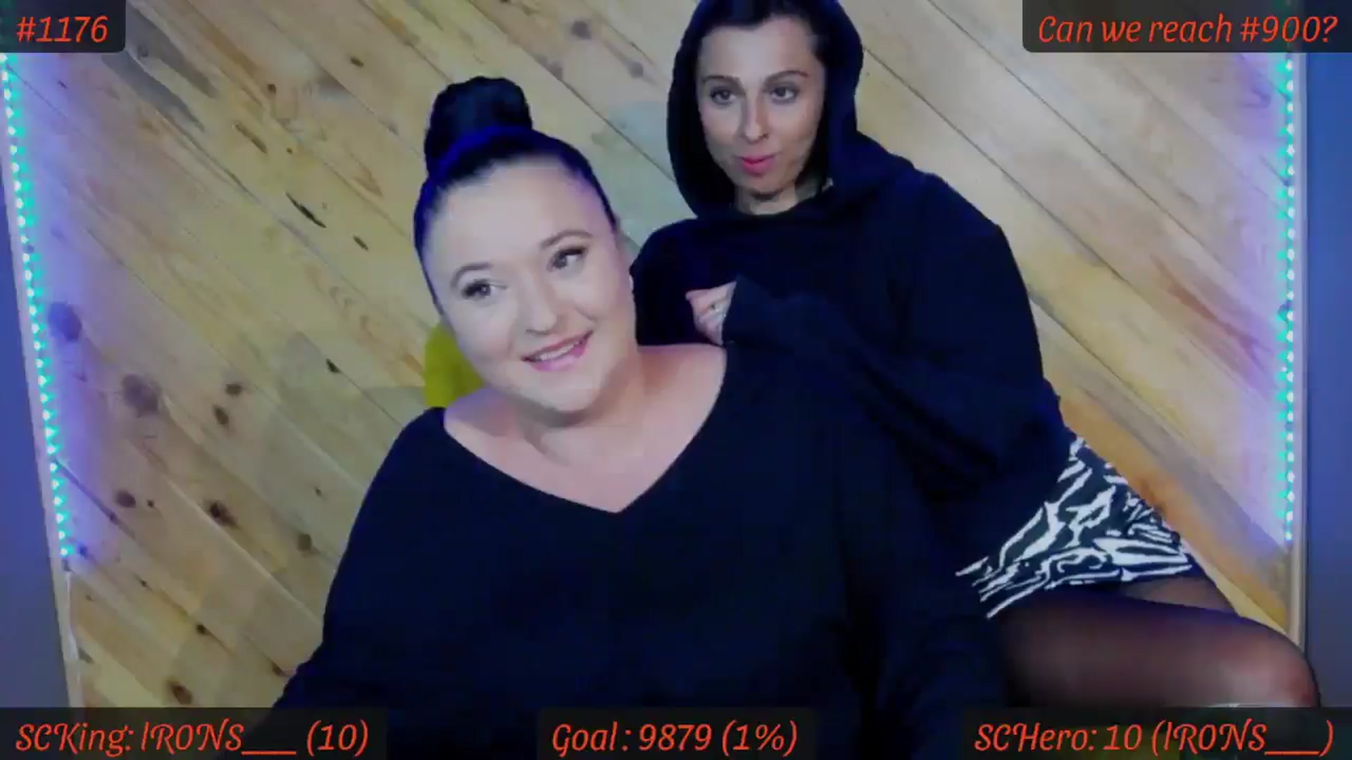 Gallery image thumbnail from SensualCrissa's myfreecams stream on, 09/26/2025, 15:03 image 12 of 20