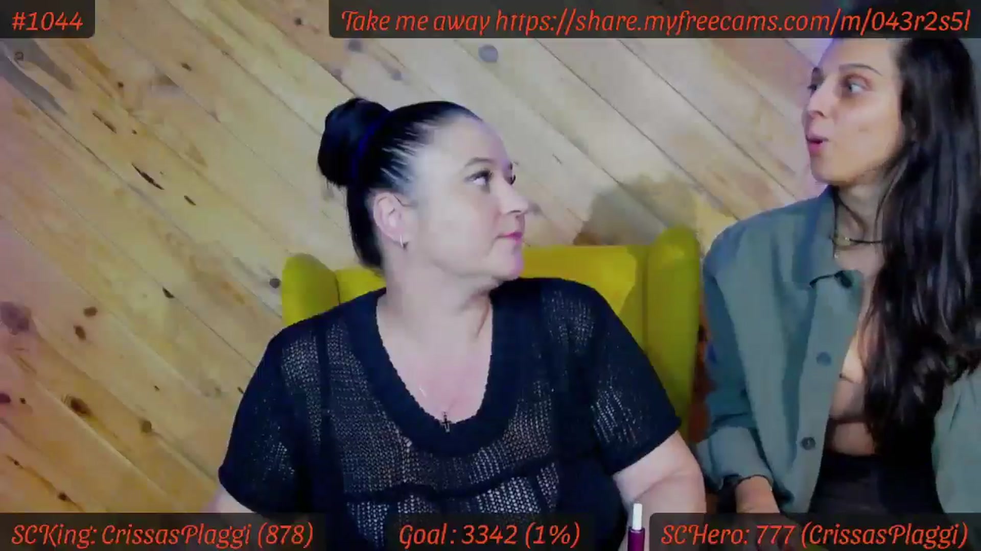 Gallery image thumbnail from SensualCrissa's myfreecams stream on, 10/10/2025, 15:49 image 2 of 20
