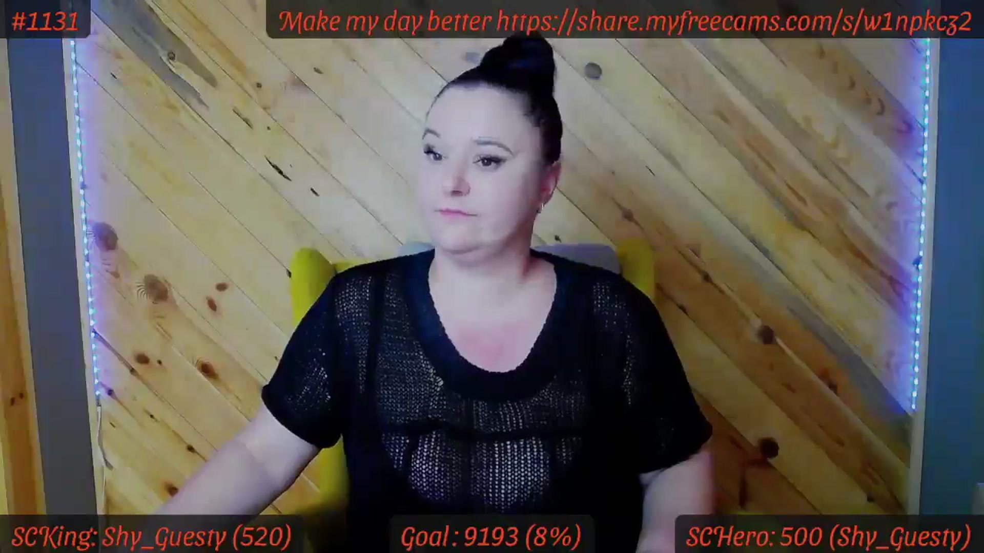 Gallery image thumbnail from SensualCrissa's myfreecams stream on, 11/17/2025, 12:53 image 16 of 20