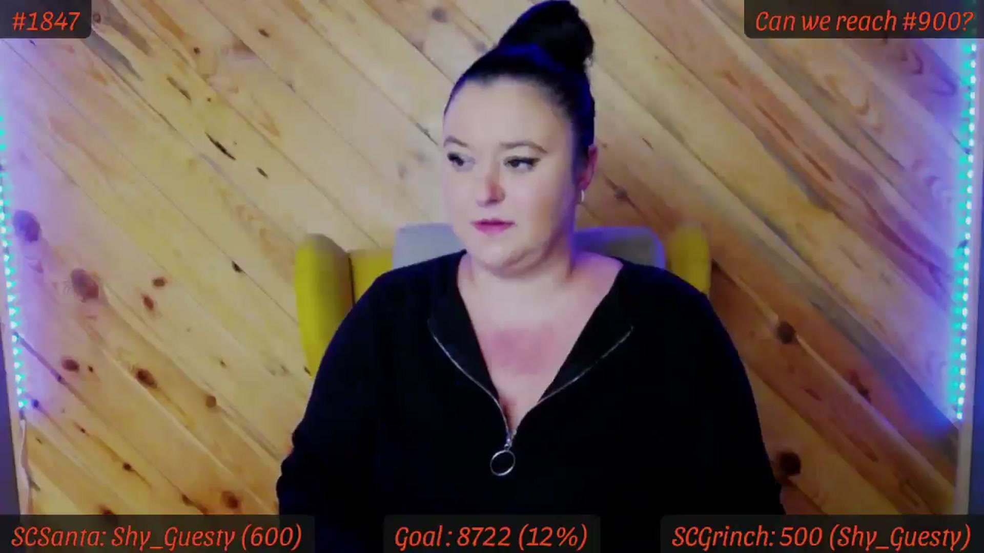 Gallery image thumbnail from SensualCrissa's myfreecams stream on, 12/10/2025, 12:44 image 10 of 20