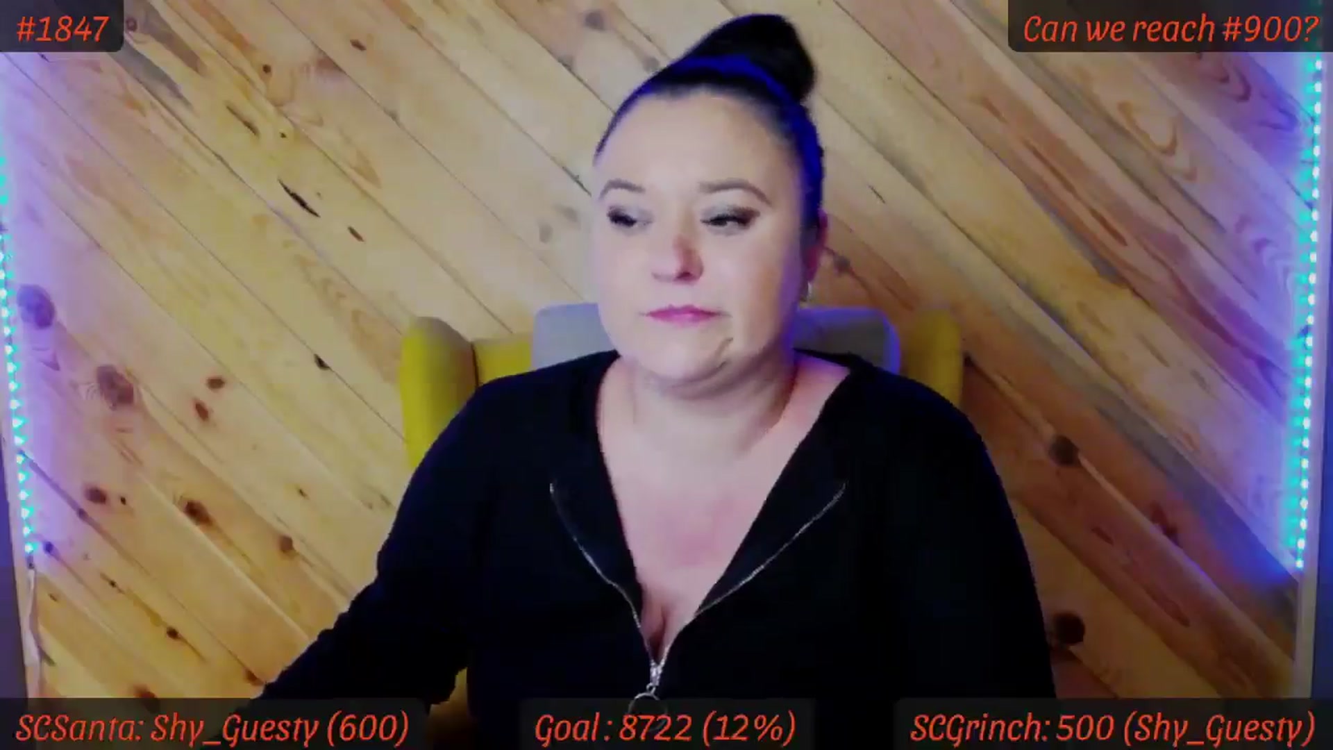Gallery image thumbnail from SensualCrissa's myfreecams stream on, 12/10/2025, 12:44 image 9 of 20
