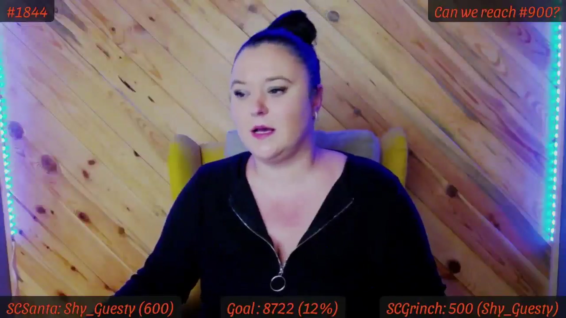 Gallery image thumbnail from SensualCrissa's myfreecams stream on, 12/10/2025, 12:44 image 4 of 20