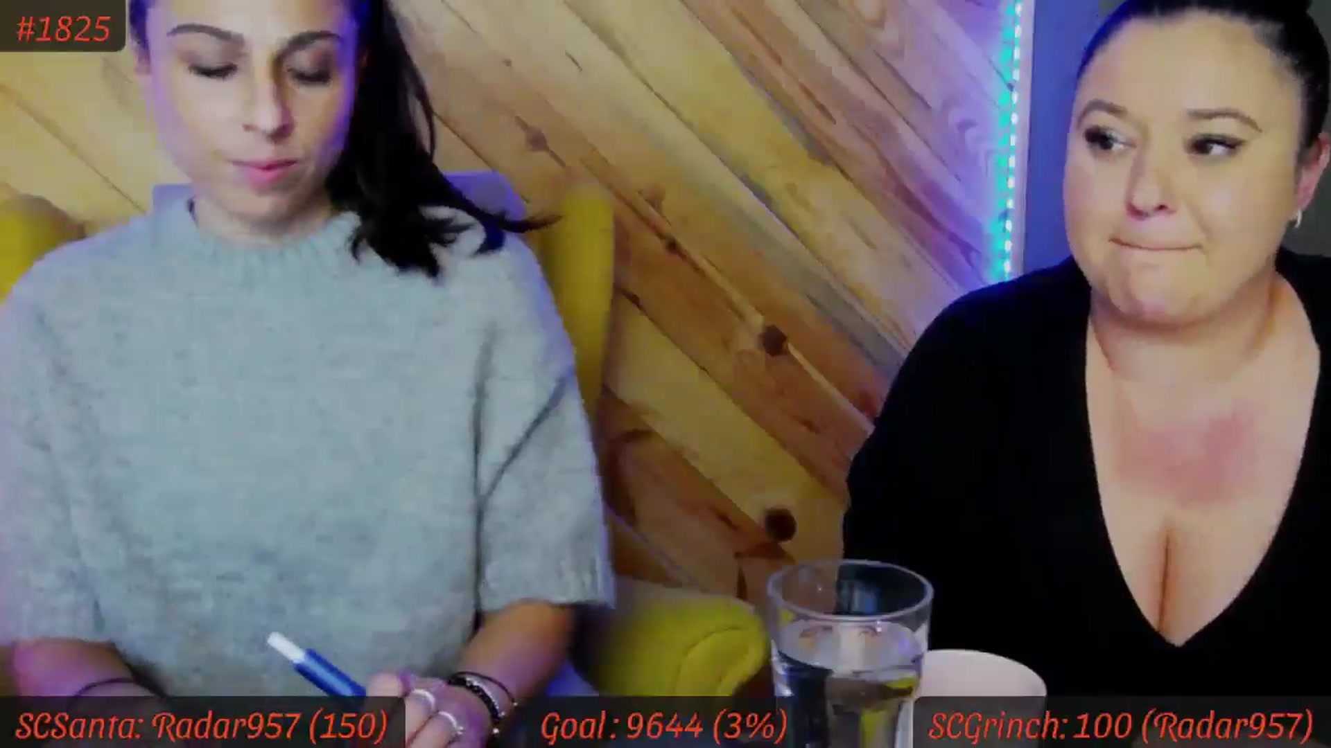 Gallery image thumbnail from SensualCrissa's myfreecams stream on, 12/11/2025, 11:55 image 15 of 20