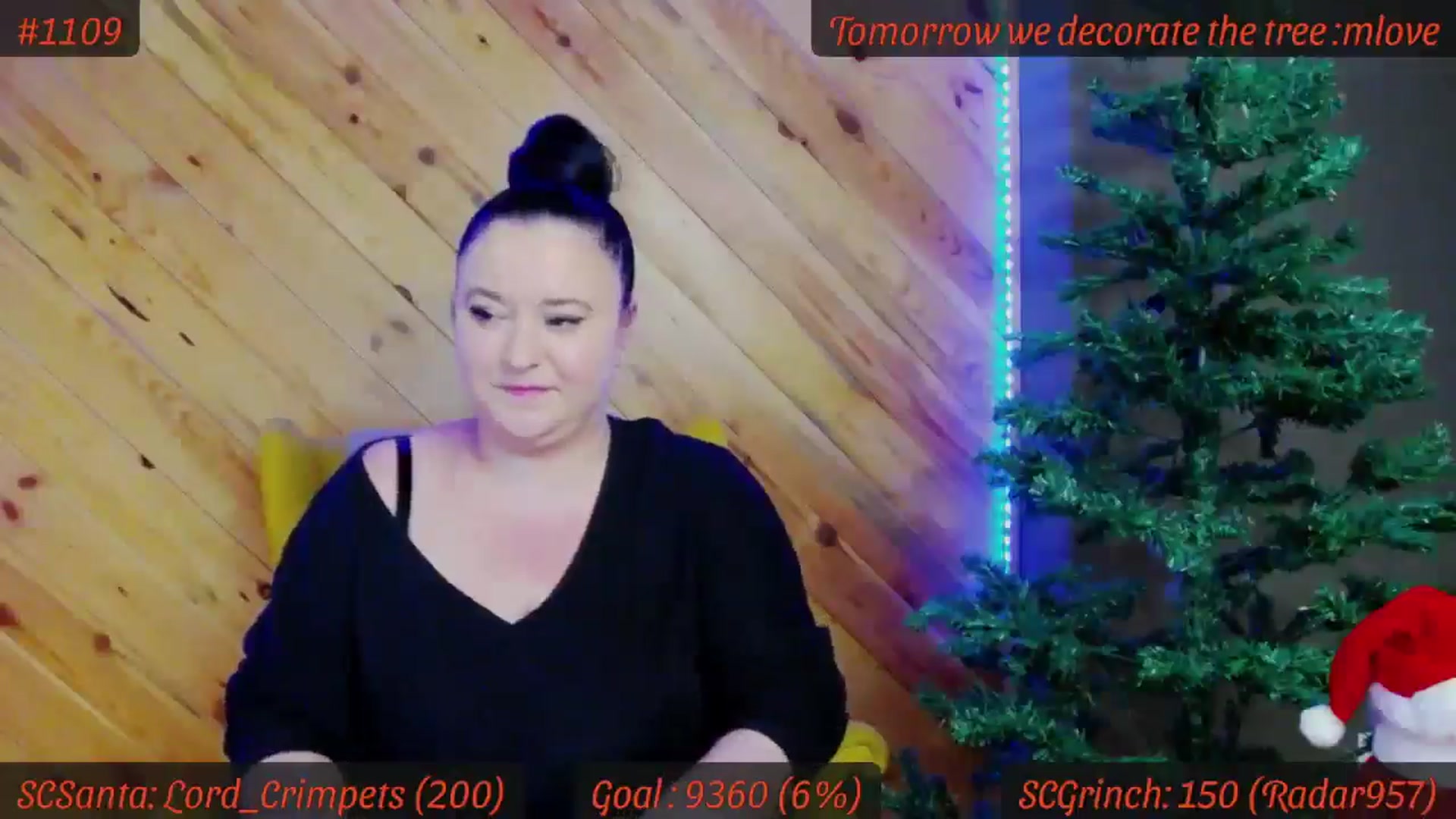 Gallery image thumbnail from SensualCrissa's myfreecams stream on, 12/19/2025, 12:54 image 8 of 20