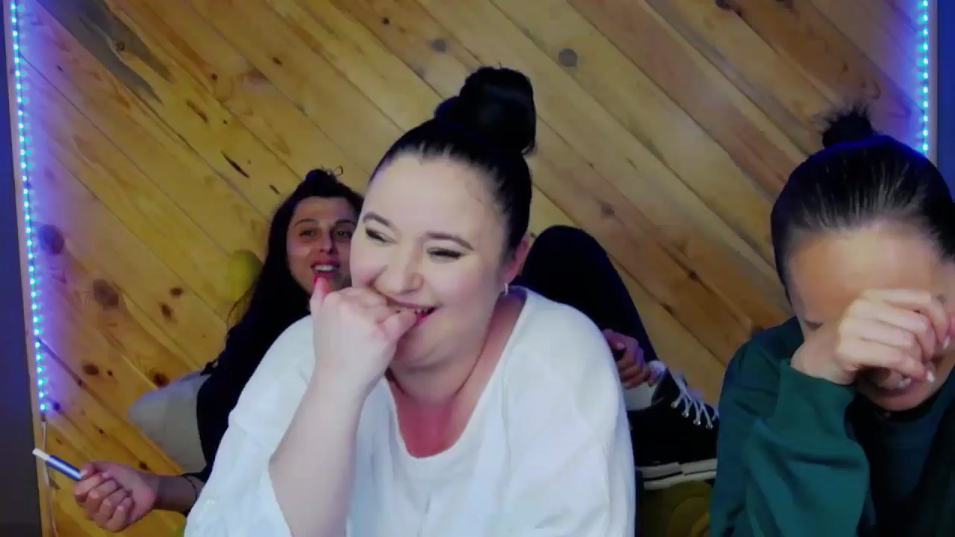 Gallery image thumbnail from SensualCrissa's myfreecams stream on, 01/22/2026, 12:47 image 5 of 20