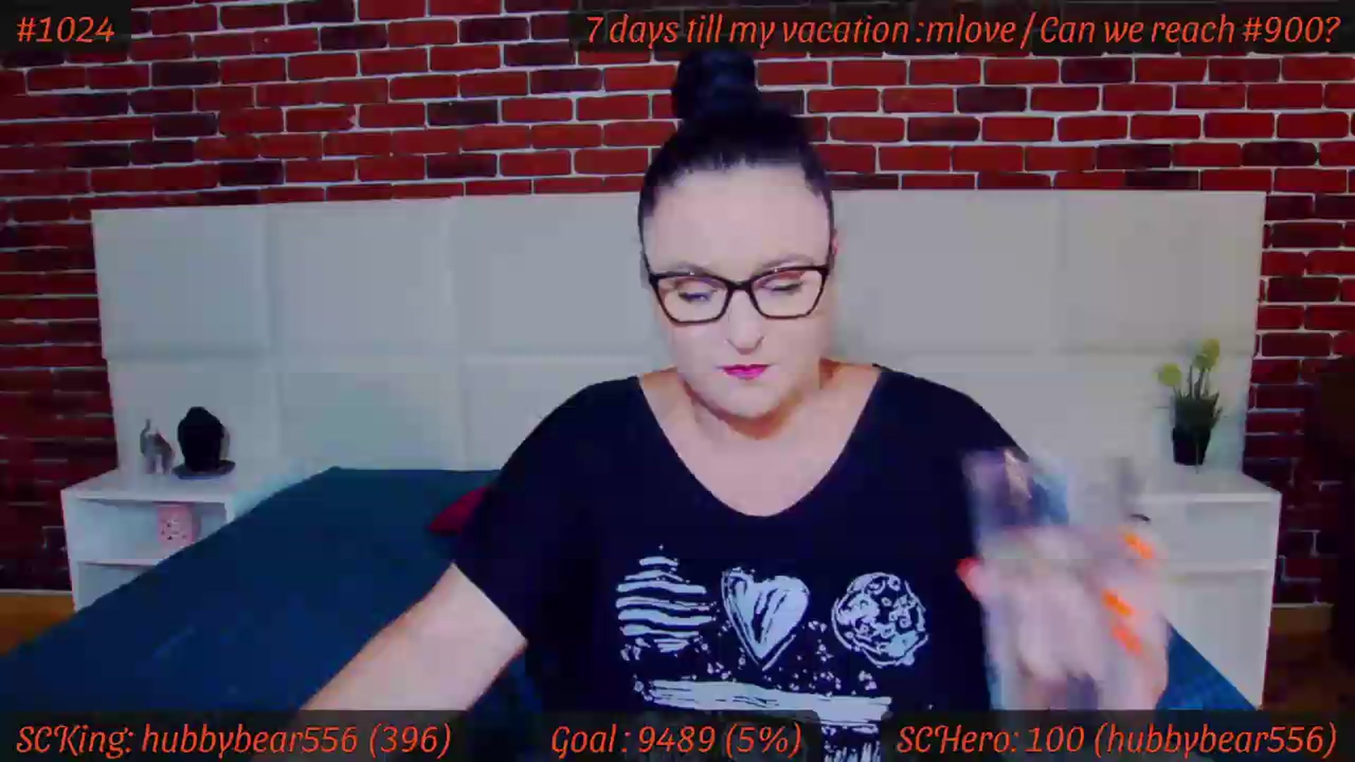 Gallery image thumbnail from SensualCrissa's myfreecams stream on, 08/17/2026, 11:41 image 1 of 20