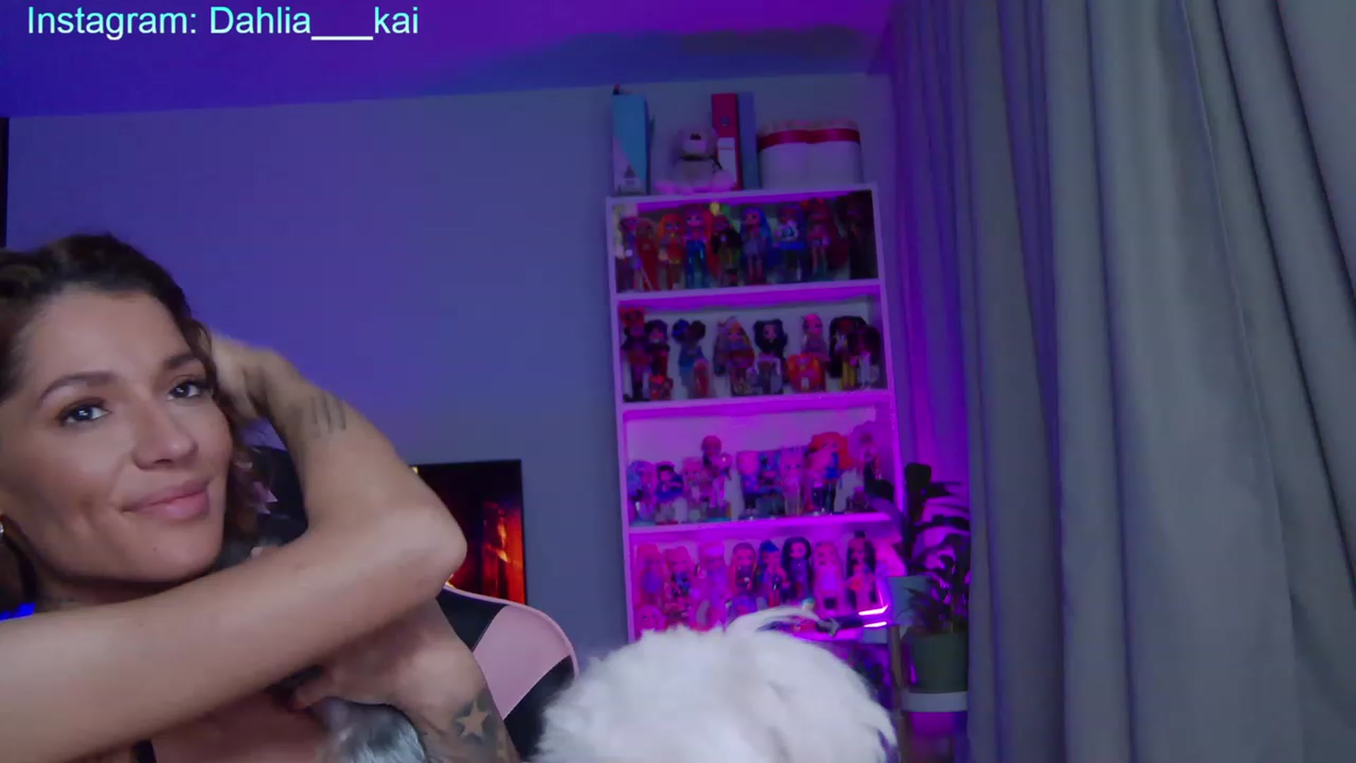 Gallery image thumbnail from SensualKooky's myfreecams stream on, 12/31/2022, 22:18 image 19 of 20