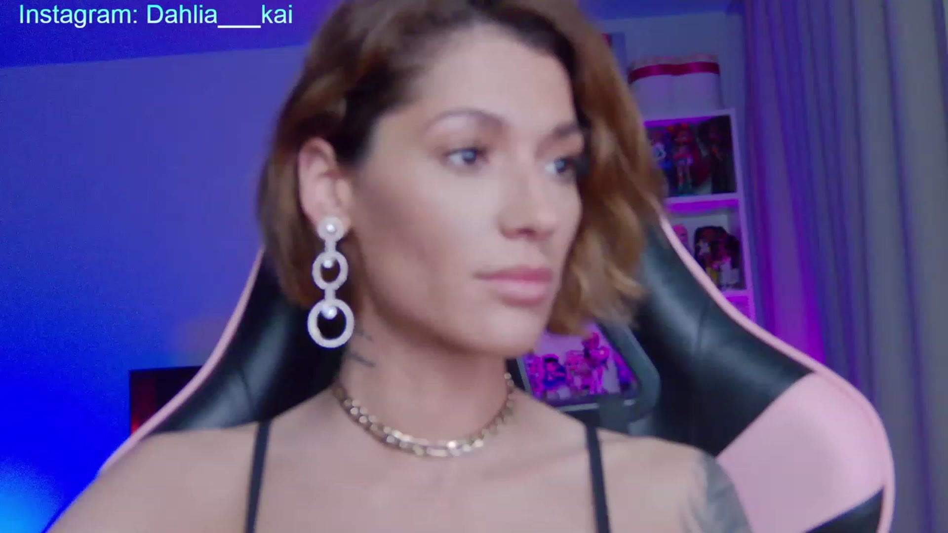 Gallery image thumbnail from SensualKooky's myfreecams stream on, 01/01/2023, 19:47 image 1 of 20