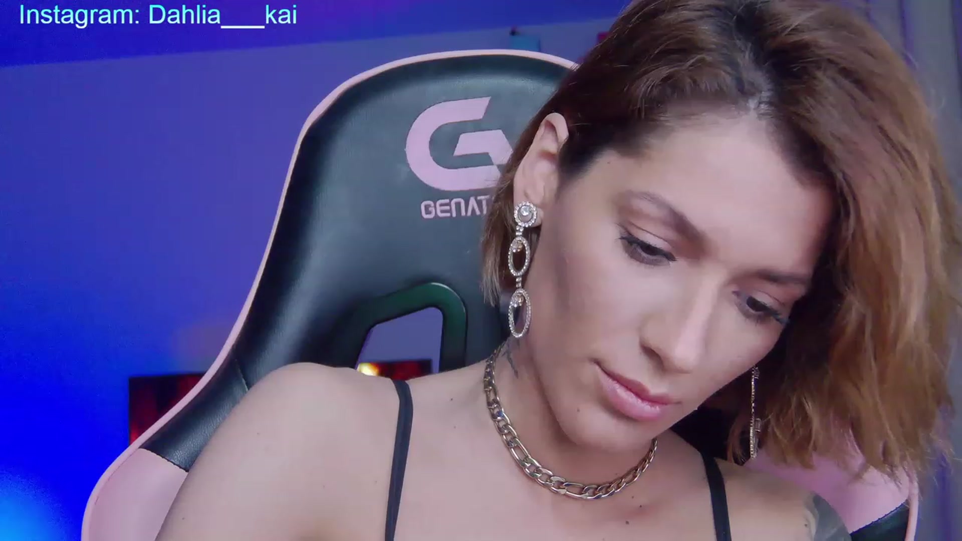 Gallery image thumbnail from SensualKooky's myfreecams stream on, 01/01/2023, 19:47 image 9 of 20