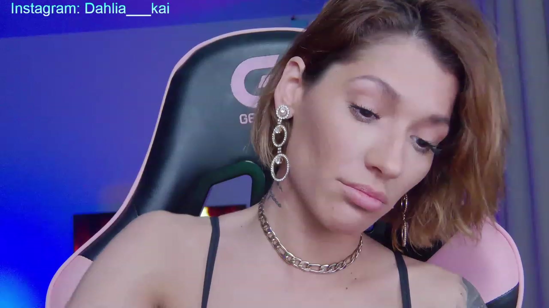 Gallery image thumbnail from SensualKooky's myfreecams stream on, 01/01/2023, 19:47 image 5 of 20
