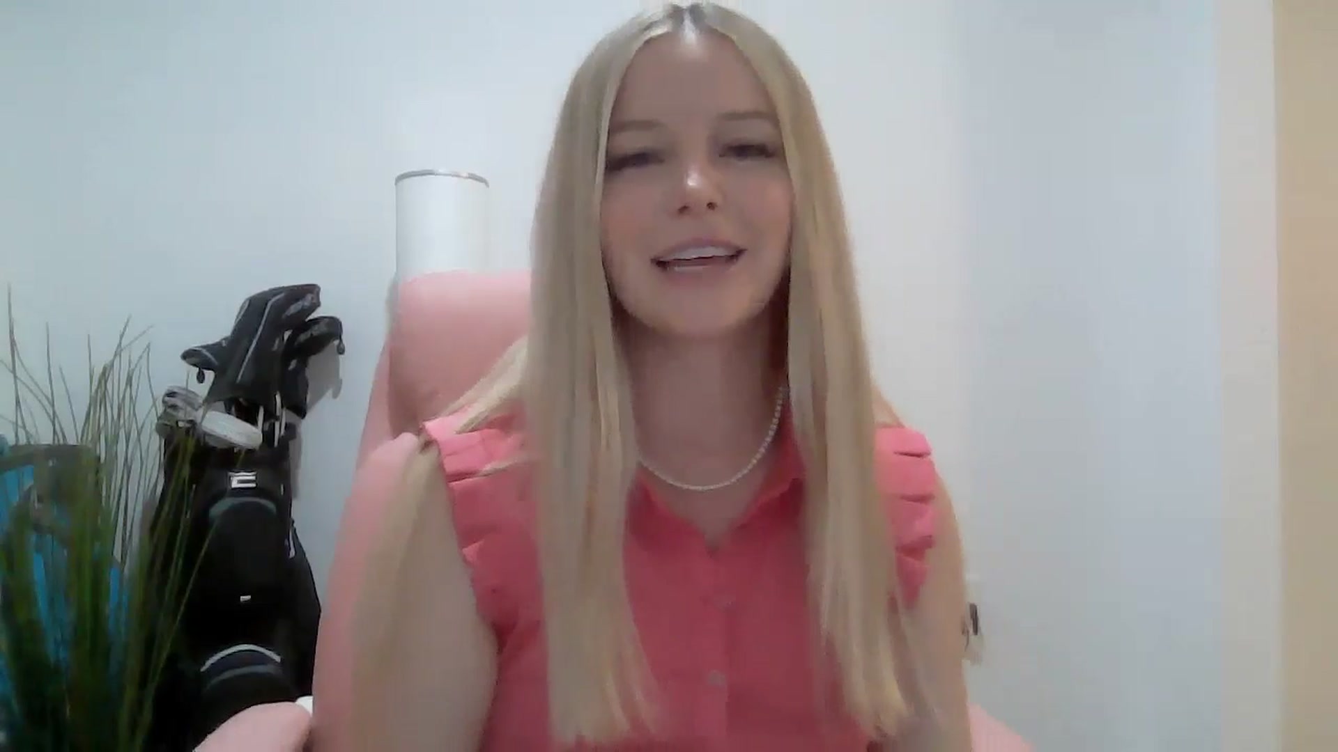 Gallery image thumbnail from SensualSarah1's myfreecams stream on, 01/01/2025, 02:10 image 4 of 20