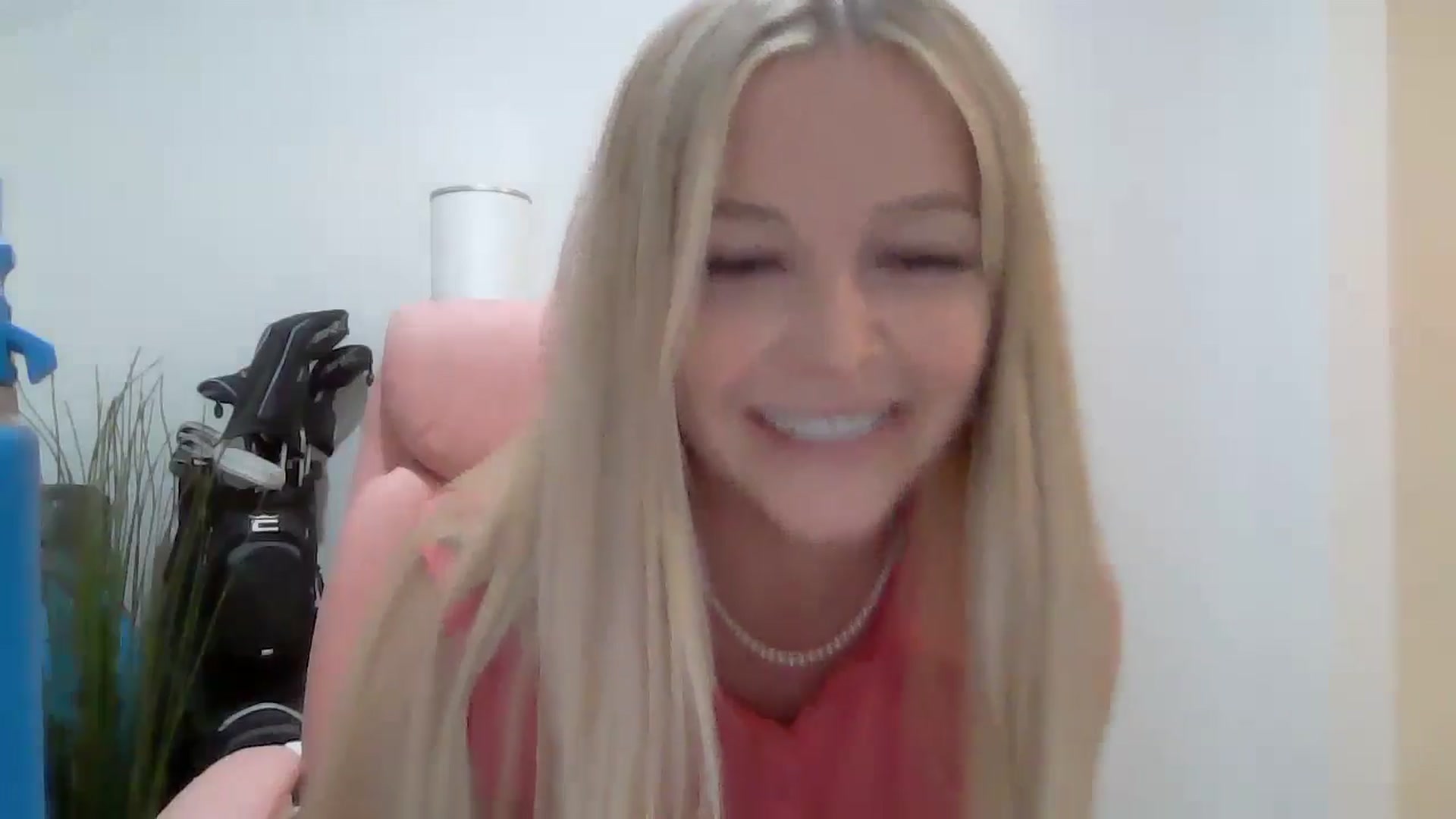 Gallery image thumbnail from SensualSarah1's myfreecams stream on, 01/01/2025, 02:10 image 3 of 20