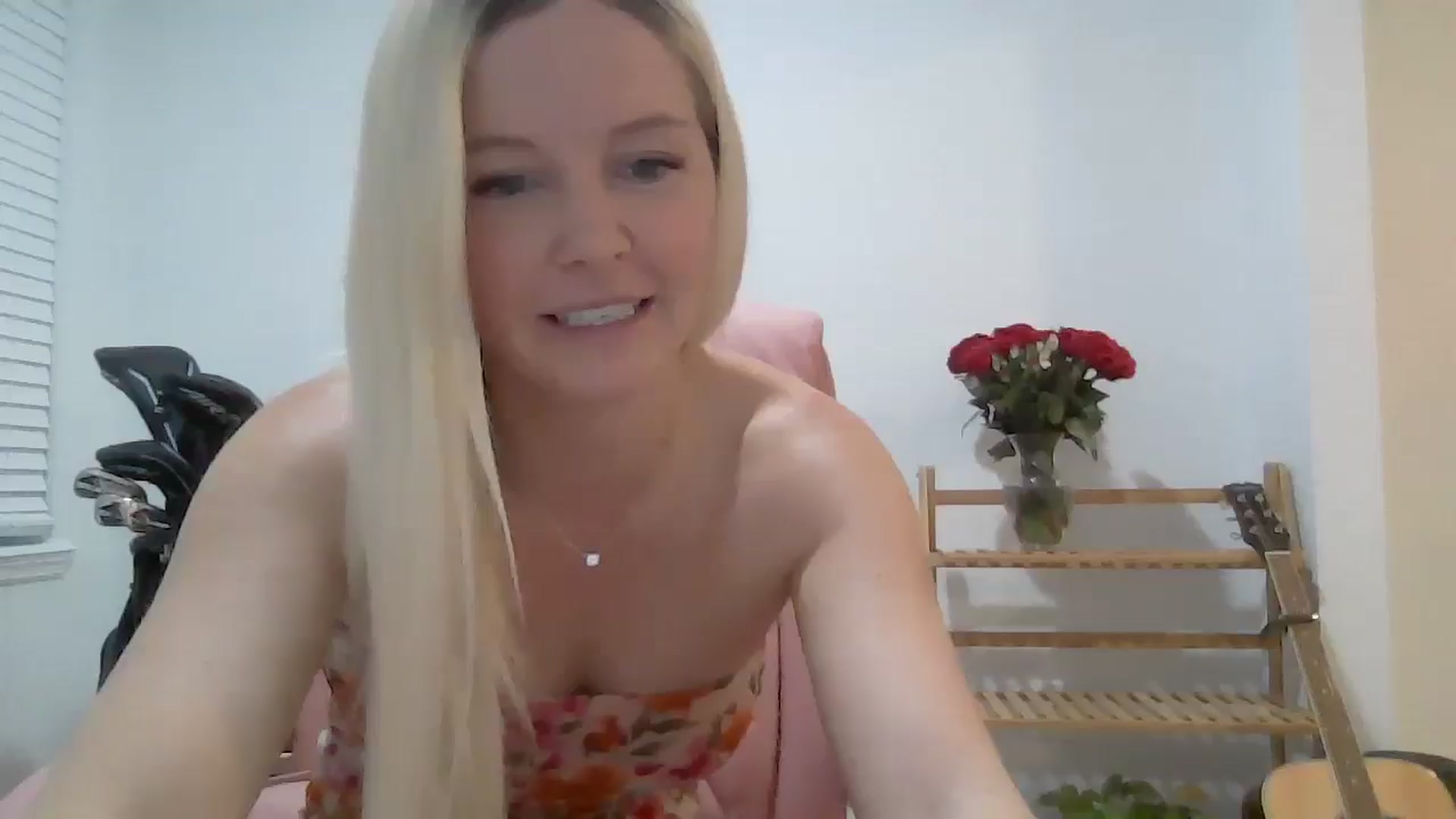 Gallery image thumbnail from SensualSarah1's myfreecams stream on, 07/23/2025, 21:01 image 11 of 20