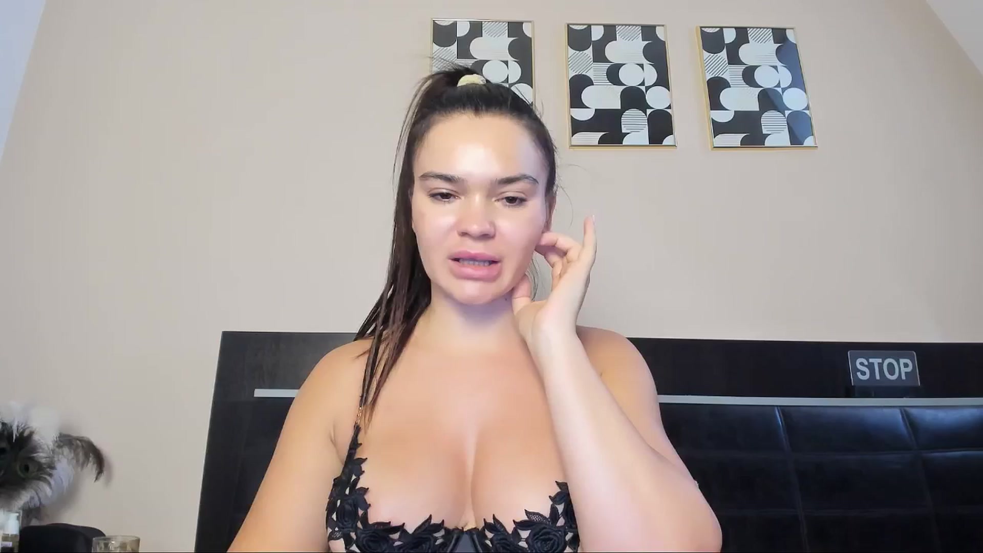 Gallery image thumbnail from SensualTinna's myfreecams stream on, 09/01/2024, 11:06 image 13 of 20