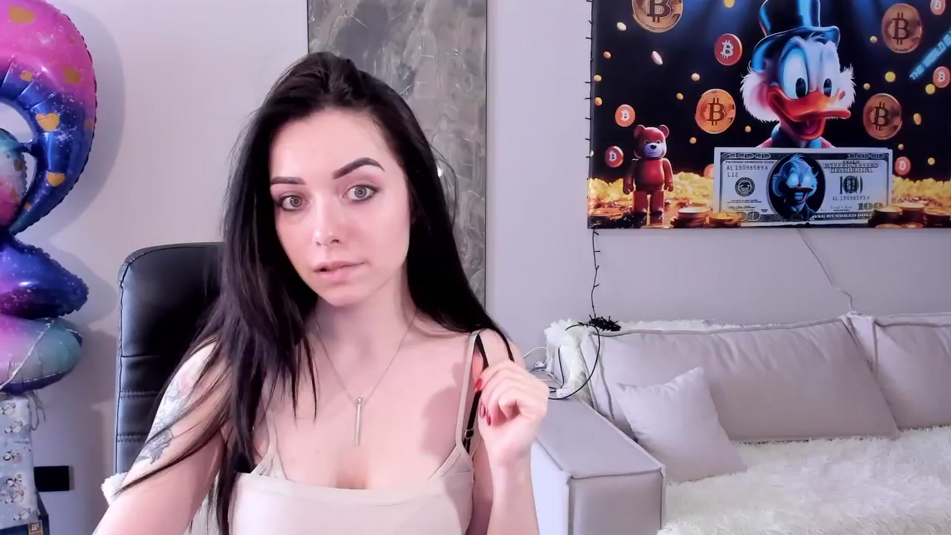 Gallery image thumbnail from Sensual_tease's myfreecams stream on, 02/28/2025, 11:31 image 16 of 20