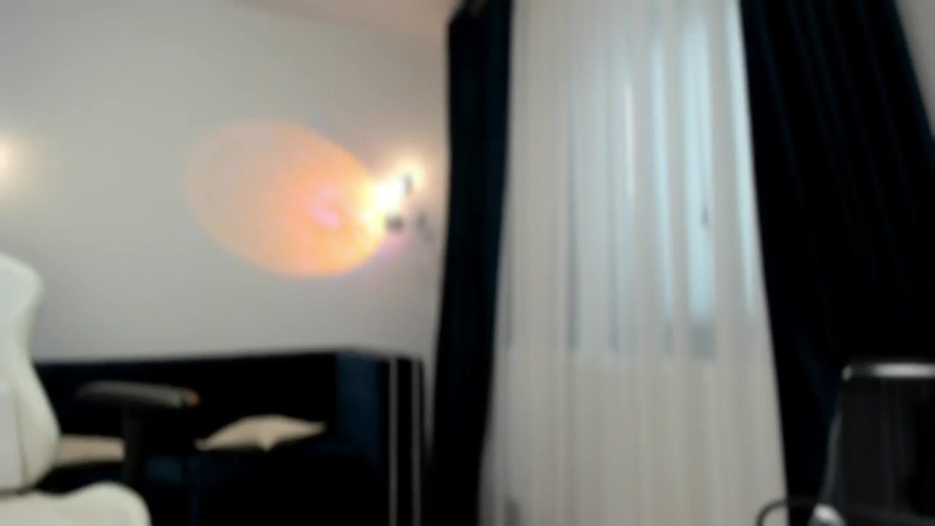 Gallery image thumbnail from Sensualqueen's myfreecams stream on, 01/11/2026, 08:39 image 15 of 20