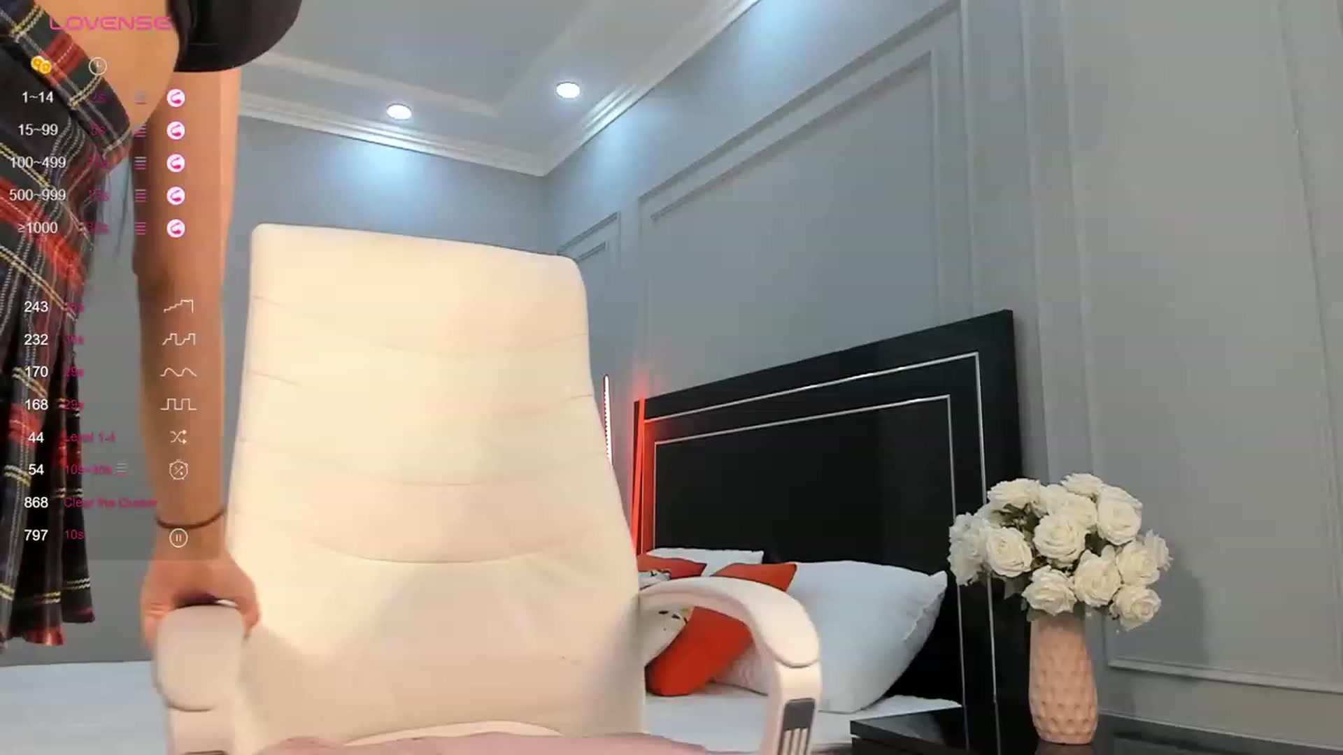 Gallery image thumbnail from Seon_mi's myfreecams stream on, 11/29/2023, 04:28 image 7 of 20