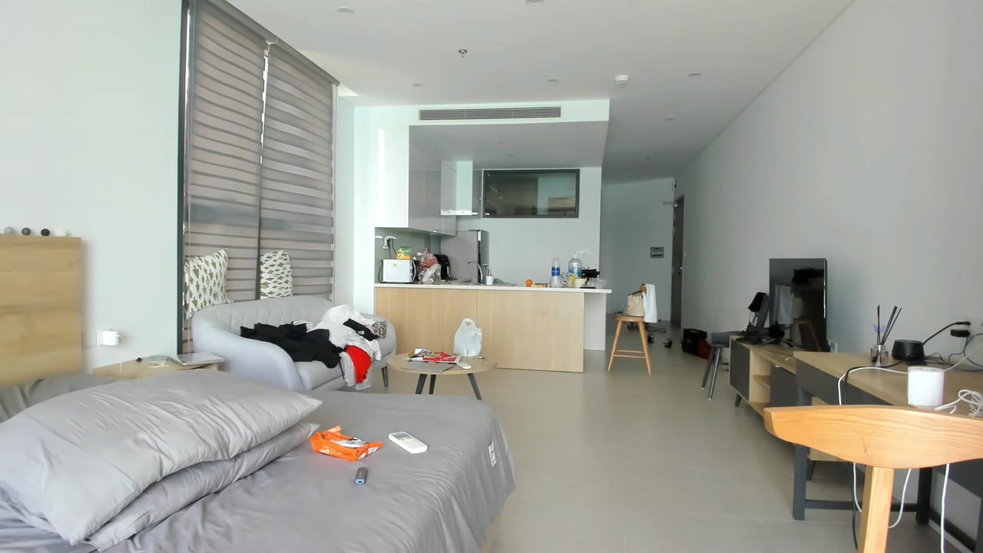 Gallery image thumbnail from Seon_mi's myfreecams stream on, 03/04/2024, 03:50 image 3 of 20