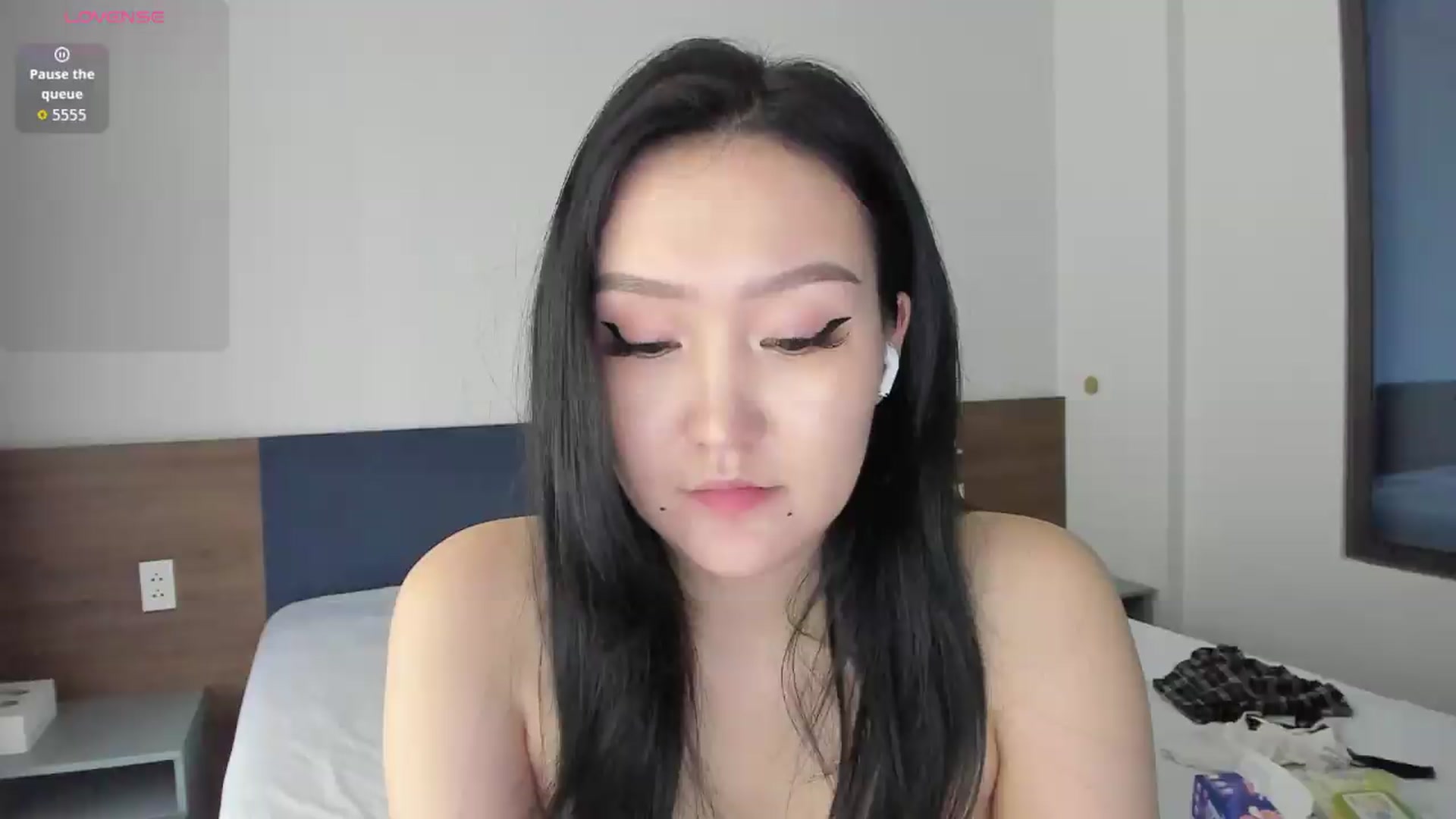 Gallery image thumbnail from Seon_mi's myfreecams stream on, 06/09/2026, 07:55 image 8 of 20