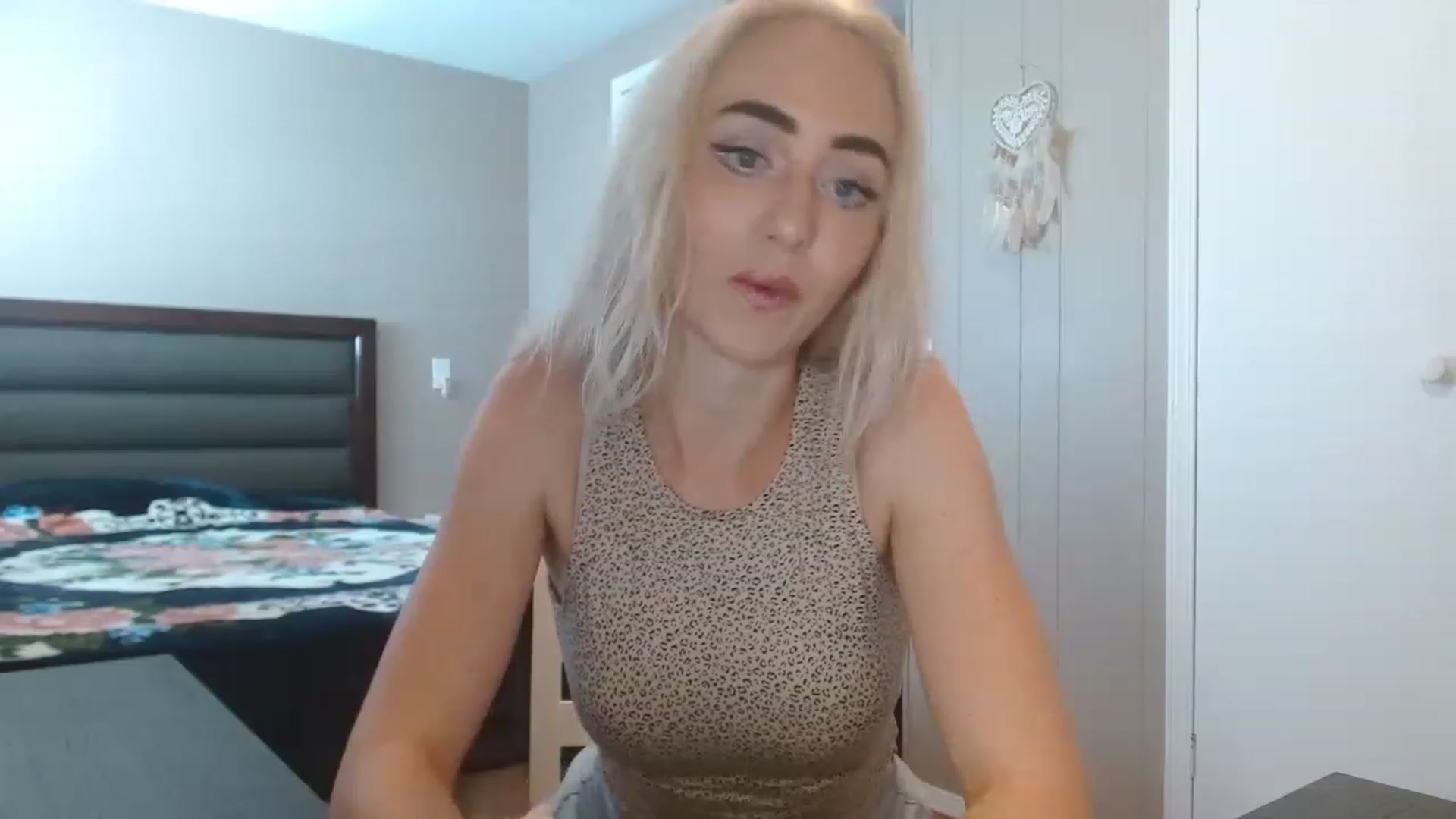 Gallery image thumbnail from SeraGaud333's myfreecams stream on, 06/02/2023, 20:41 image 2 of 20